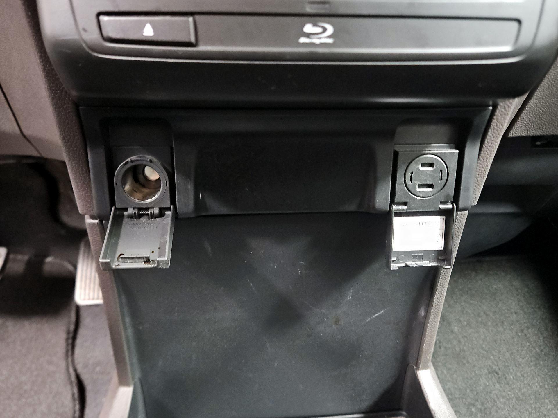 Thumbnail: 2018 Honda Odyssey - 19