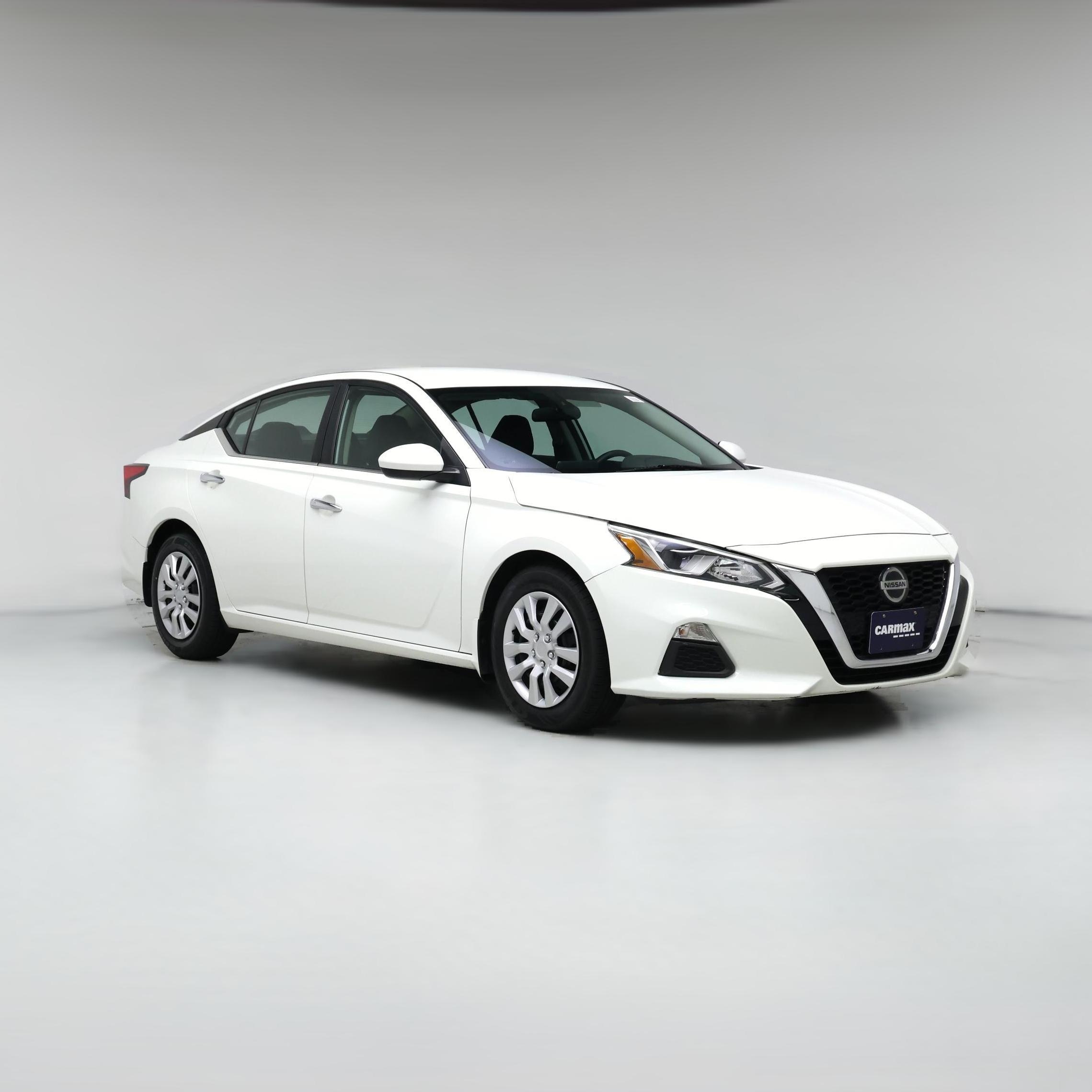 Thumbnail: 2019 Nissan Altima - 1