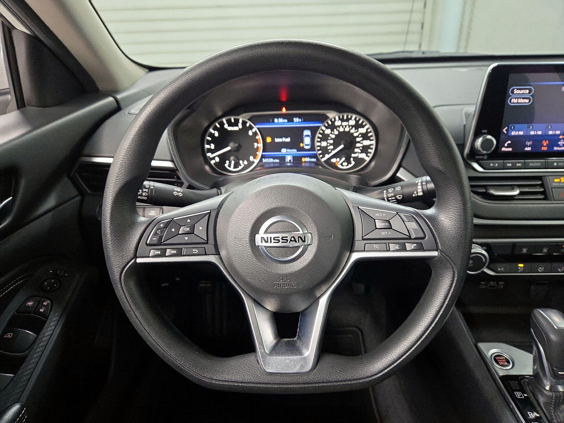 Thumbnail: 2019 Nissan Altima - 10