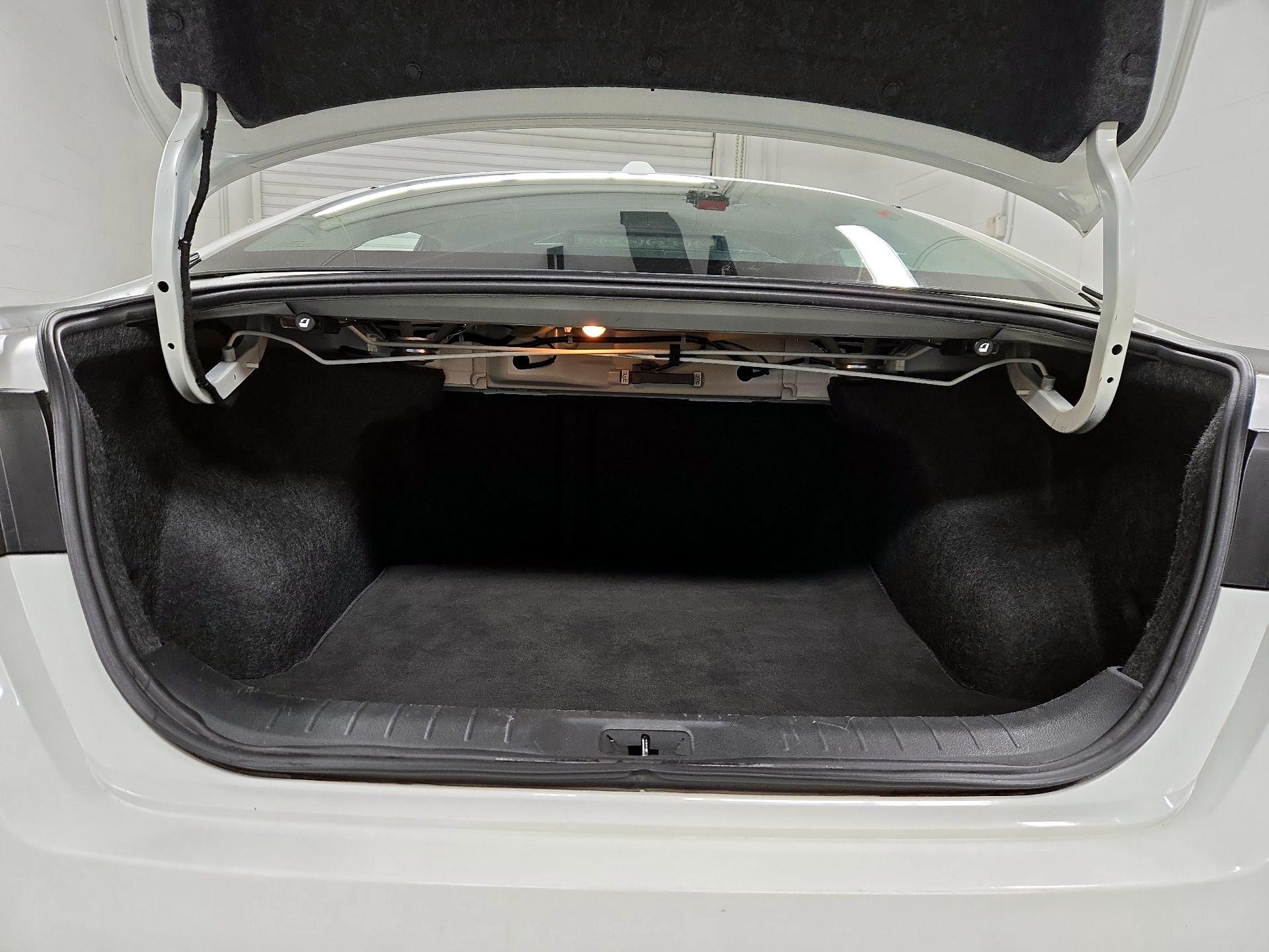 Thumbnail: 2019 Nissan Altima - 20