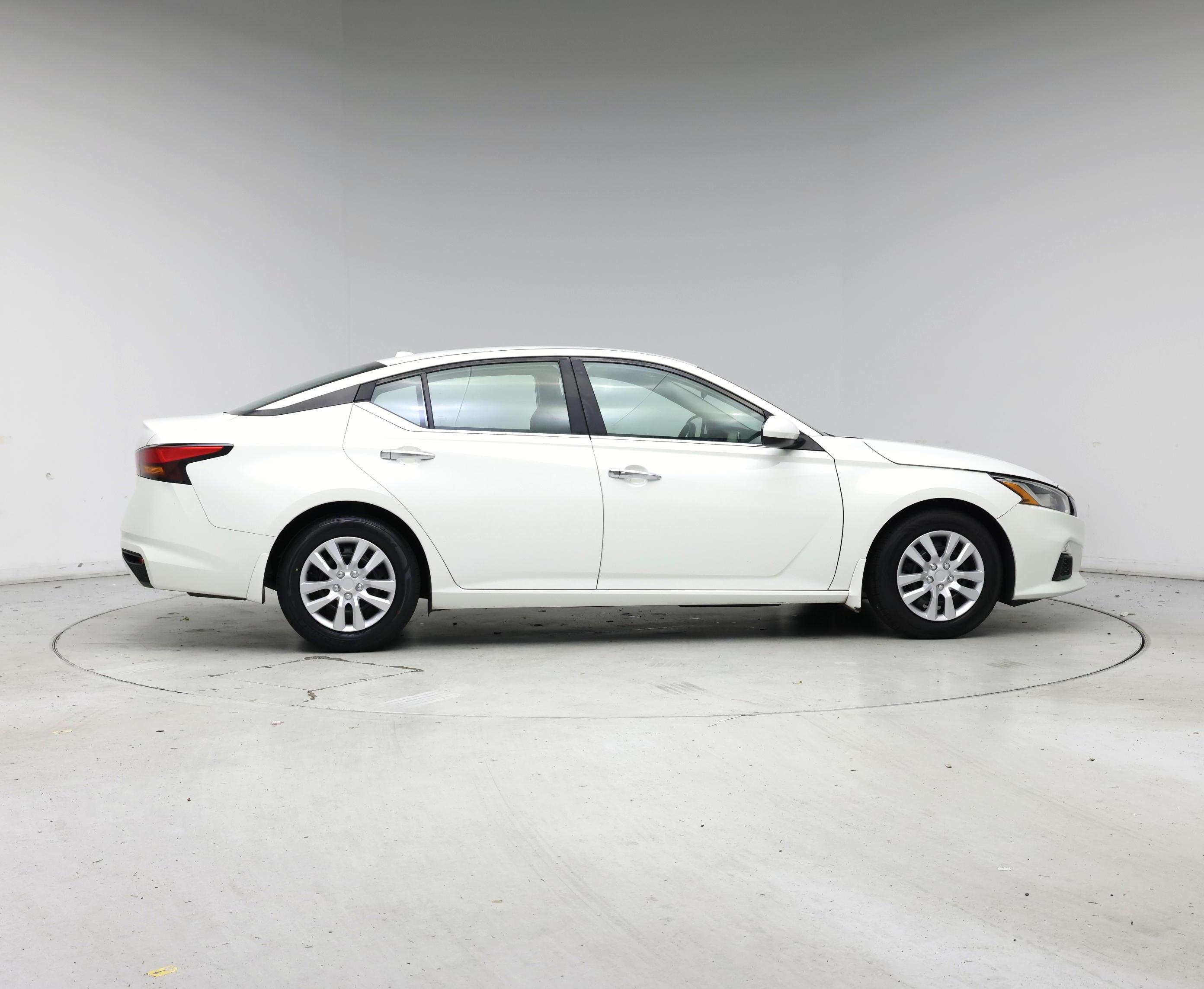 Thumbnail: 2019 Nissan Altima - 7