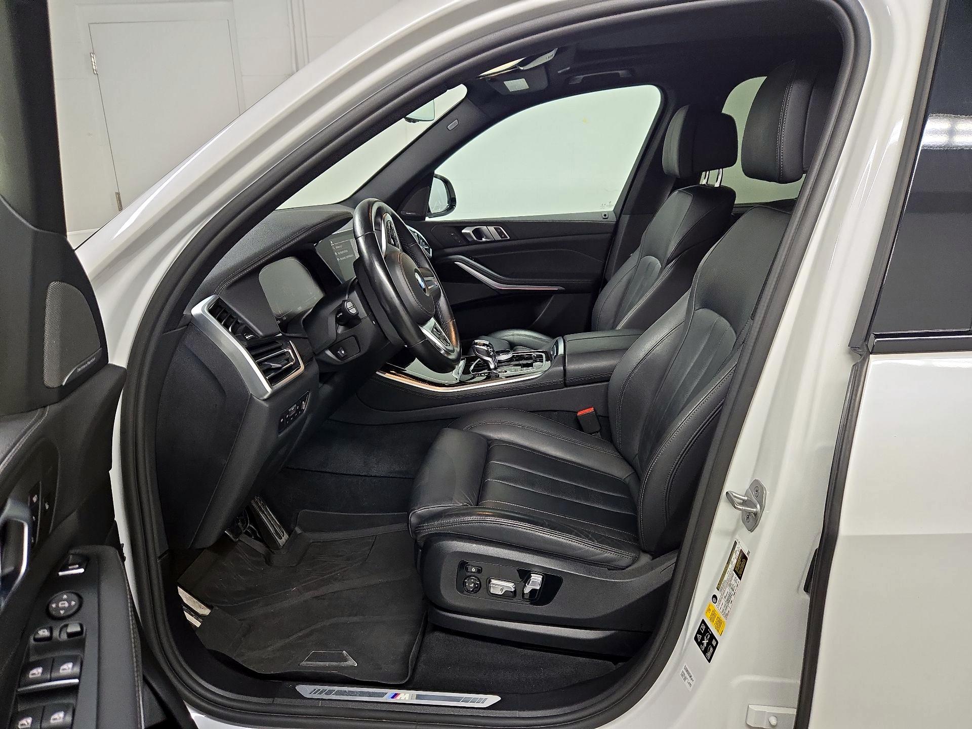 Thumbnail: 2021 BMW X5 - 11