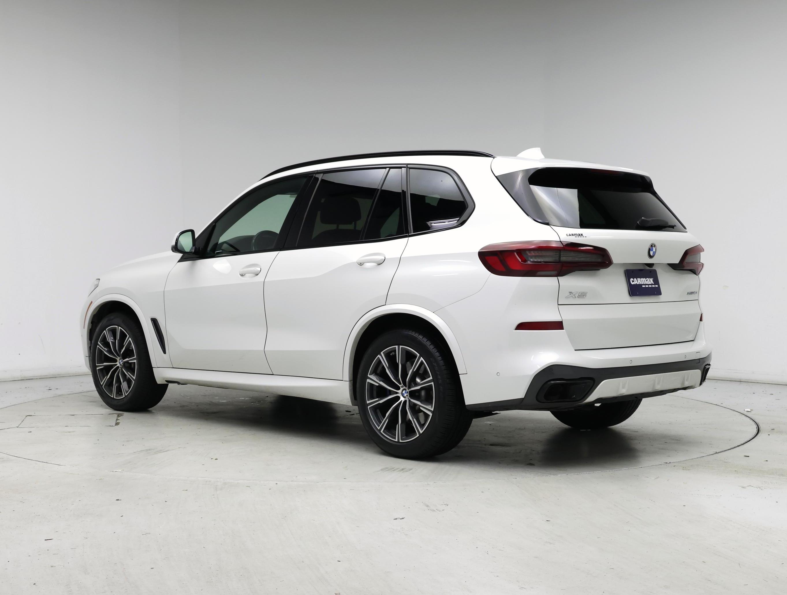Thumbnail: 2021 BMW X5 - 2