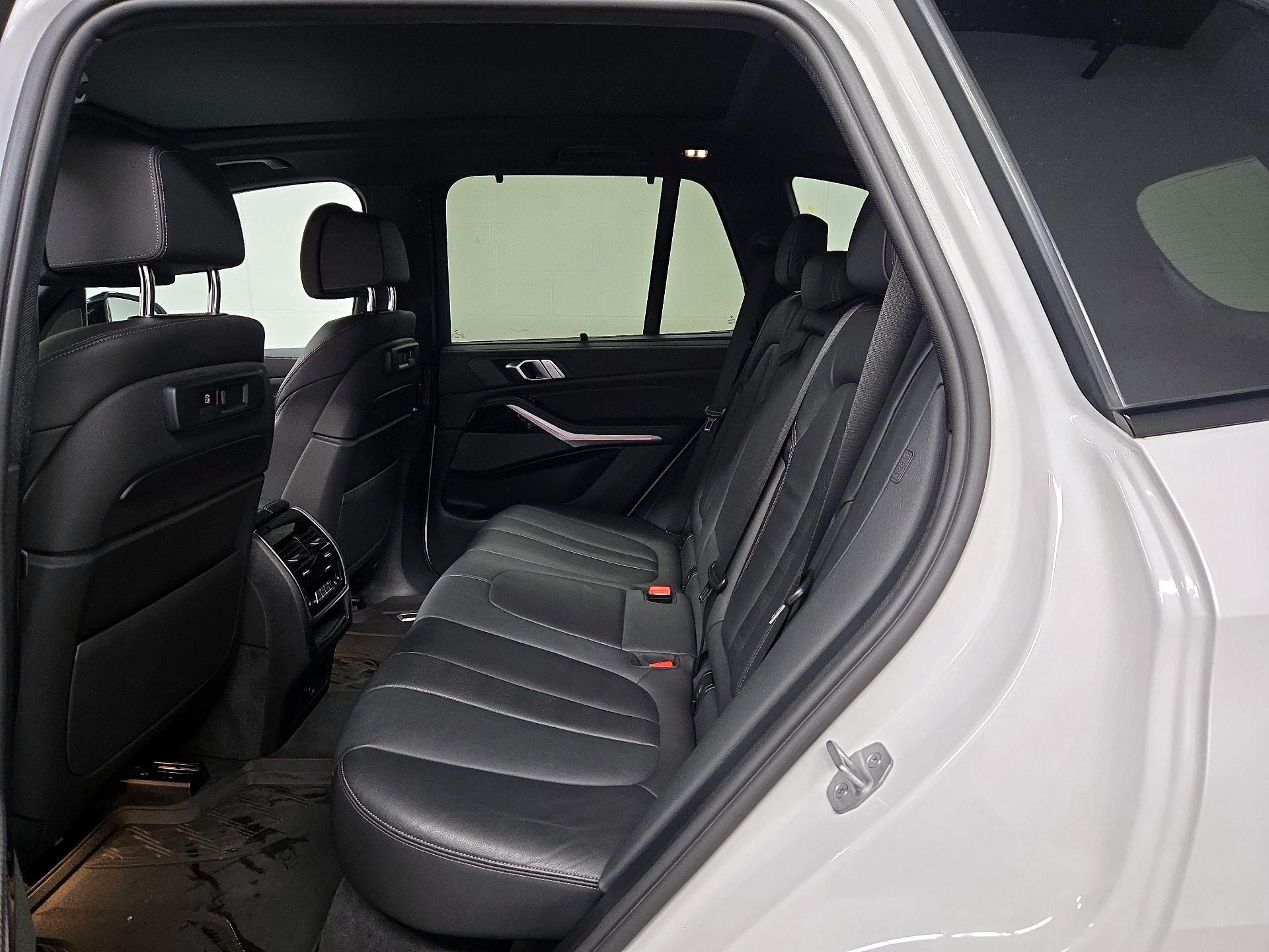 Thumbnail: 2021 BMW X5 - 20