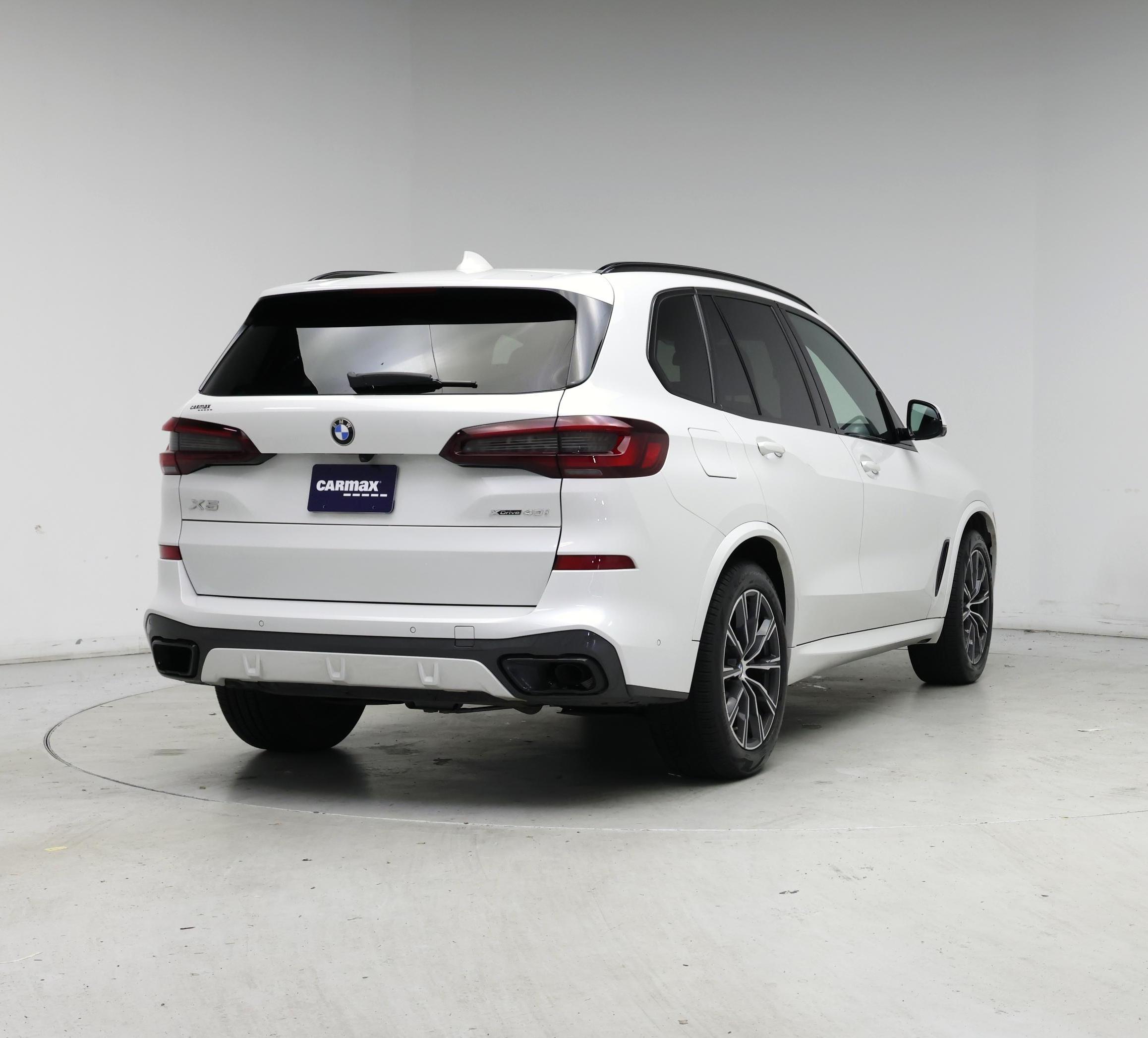 Thumbnail: 2021 BMW X5 - 8