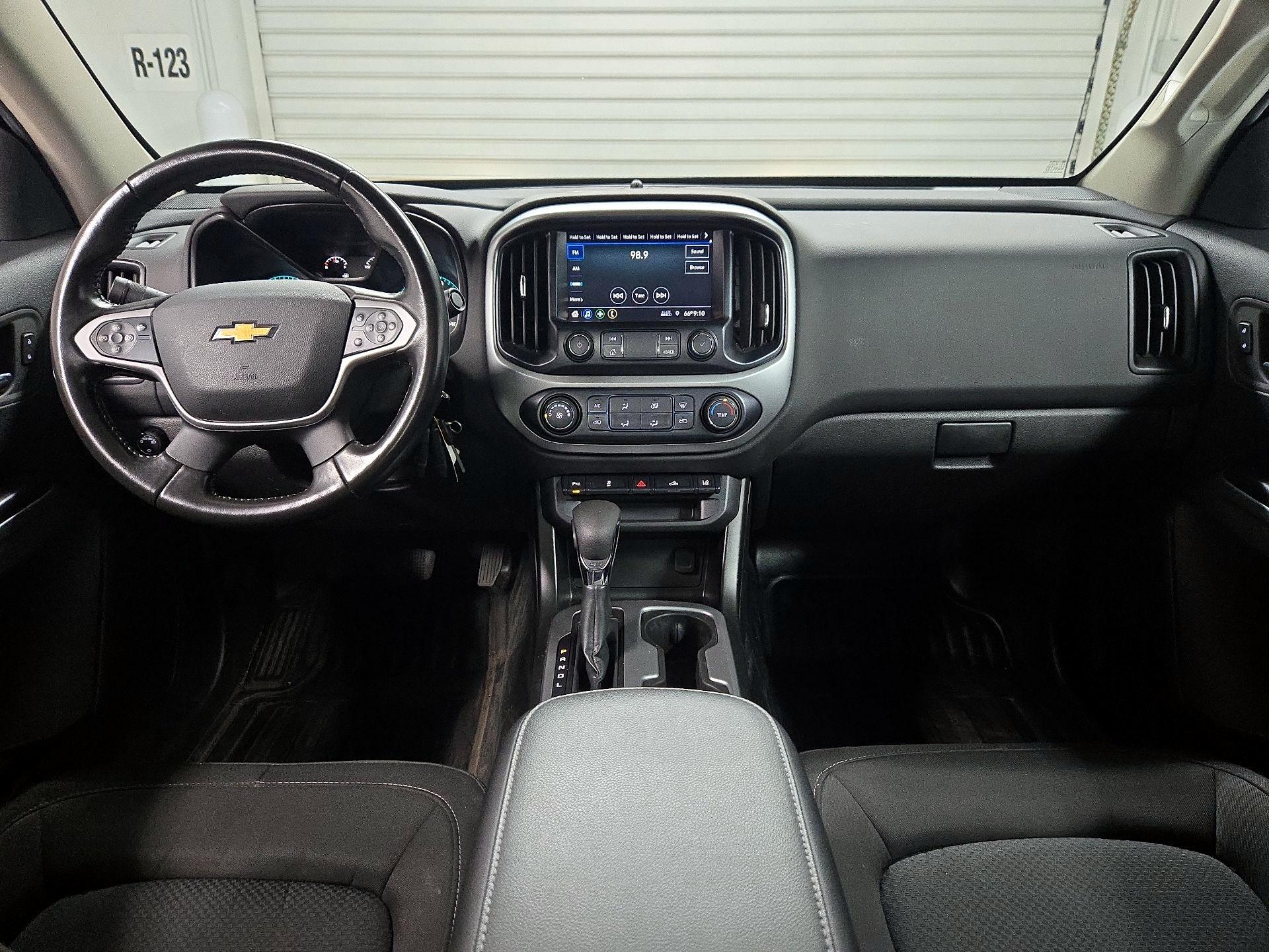 Thumbnail: 2022 Chevrolet Colorado - 9