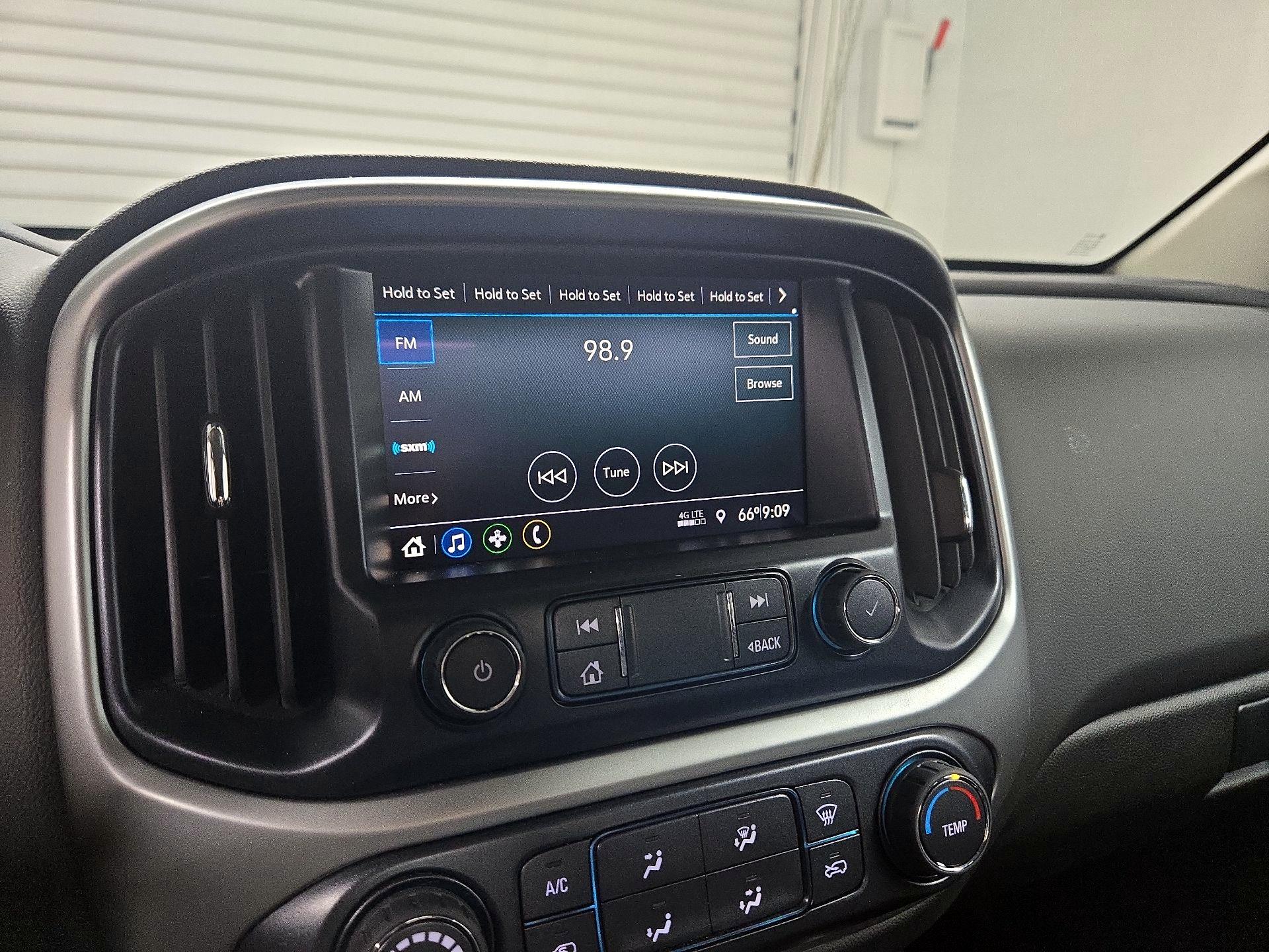 Thumbnail: 2022 Chevrolet Colorado - 15