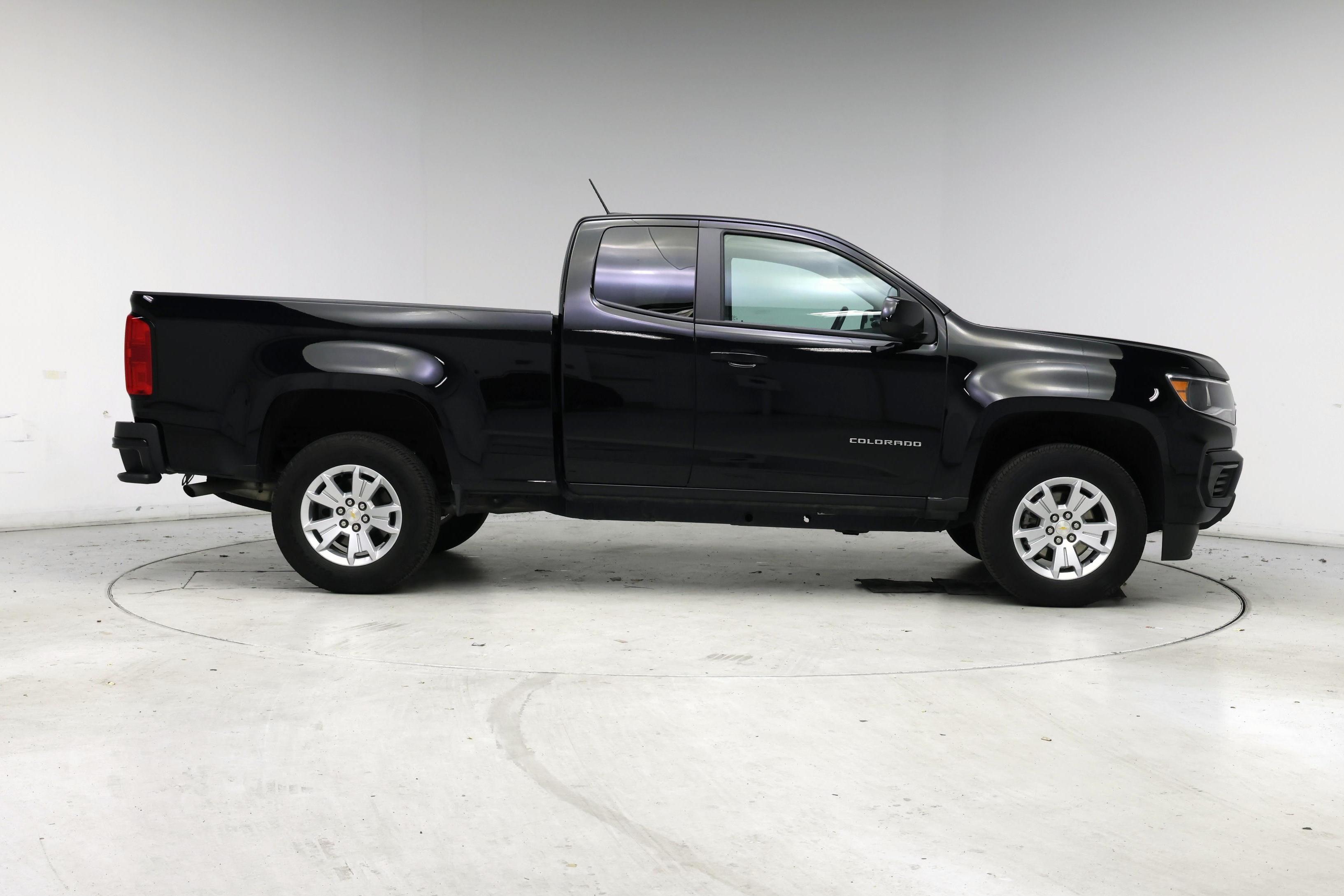 Thumbnail: 2022 Chevrolet Colorado - 7