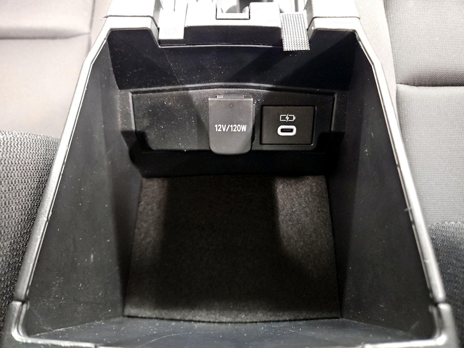 Thumbnail: 2024 Toyota Corolla - 18