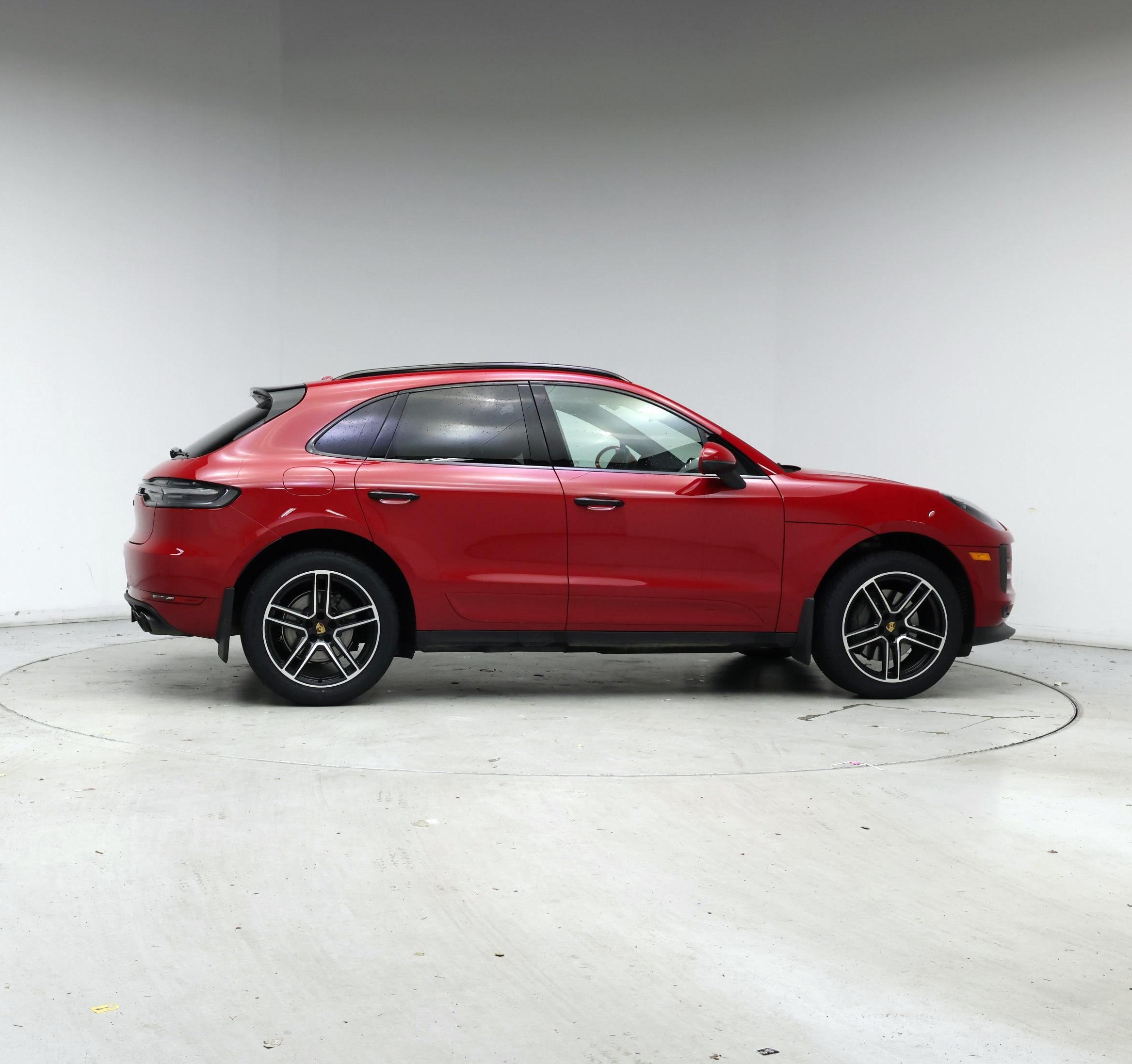 Thumbnail: 2020 Porsche Macan - 7