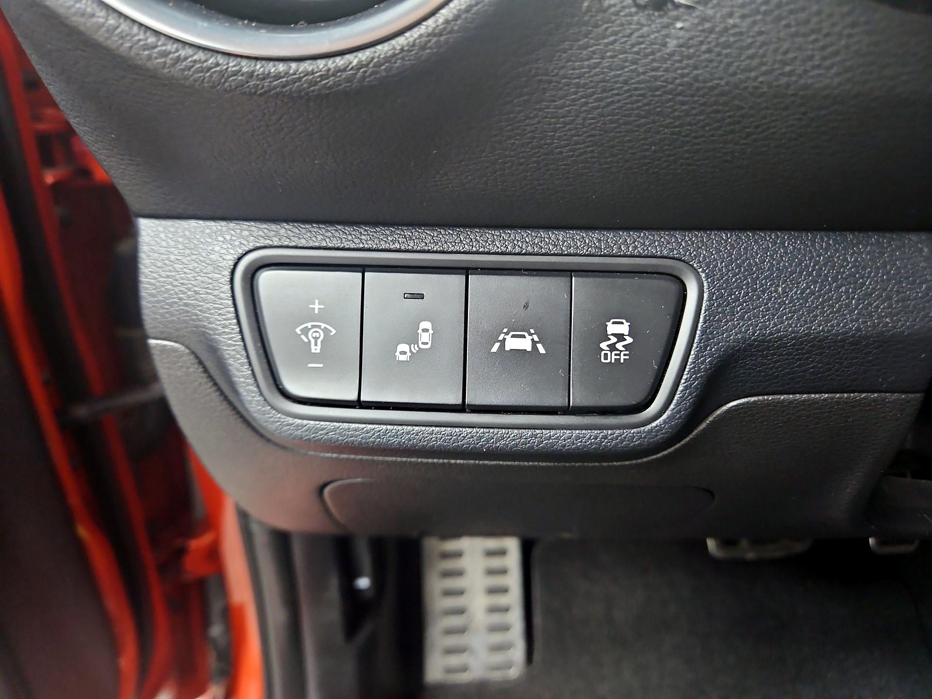 Thumbnail: 2021 Kia Forte - 13