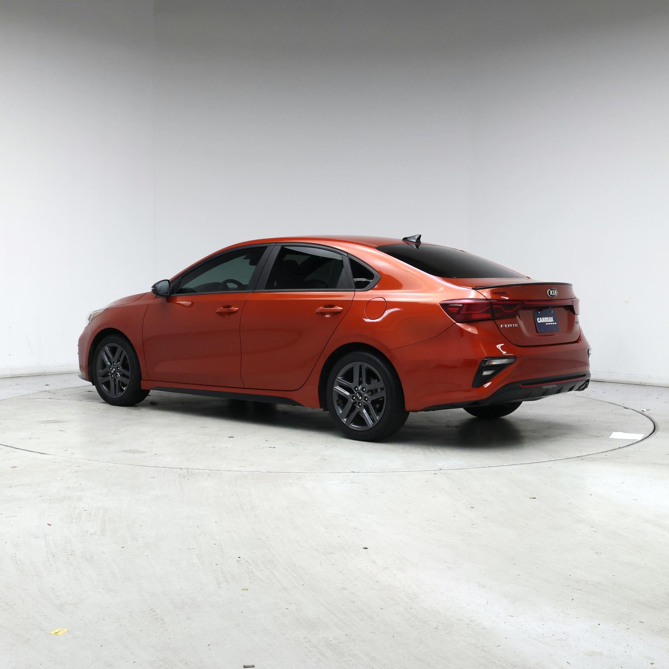 Thumbnail: 2021 Kia Forte - 2