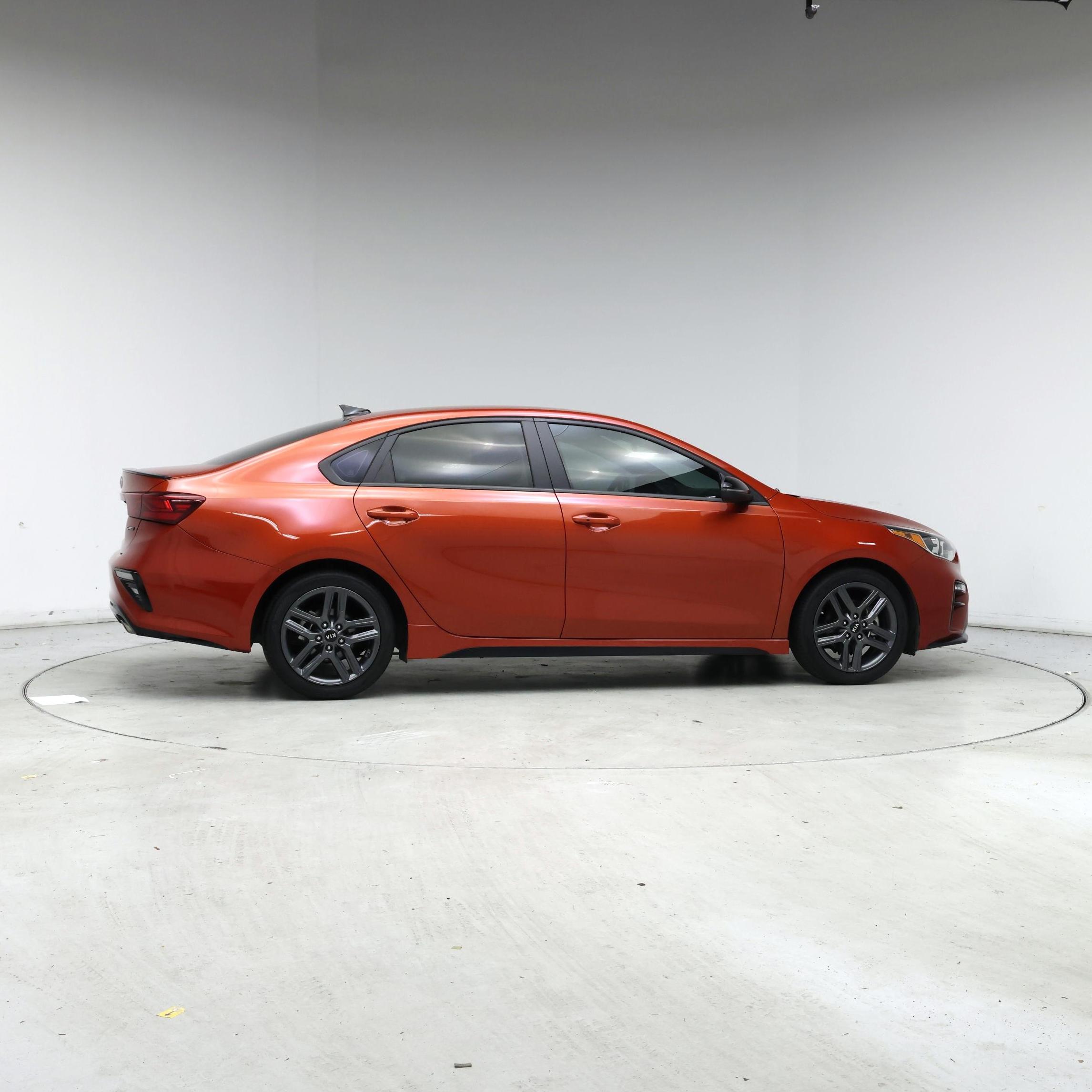 Thumbnail: 2021 Kia Forte - 7