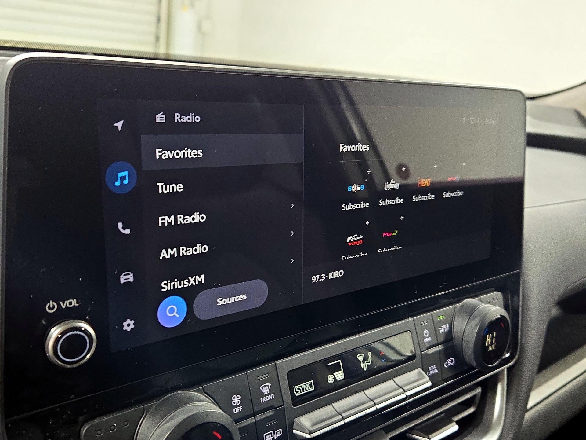 Thumbnail: 2025 Toyota Grand Highlander - 15