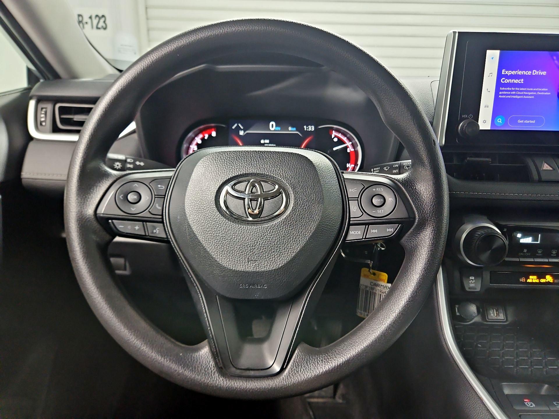 Thumbnail: 2024 Toyota RAV4 - 10