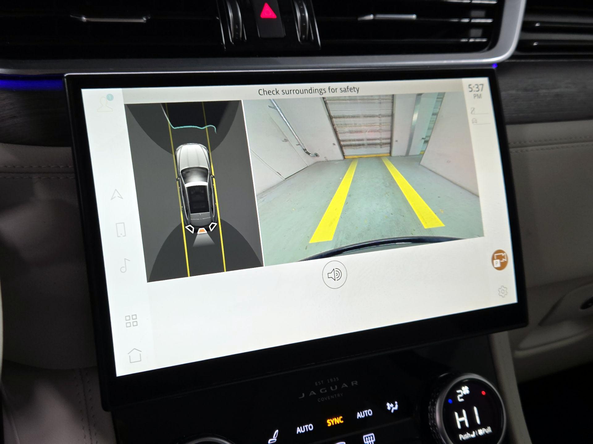 Thumbnail: 2022 Jaguar F-Pace - 15