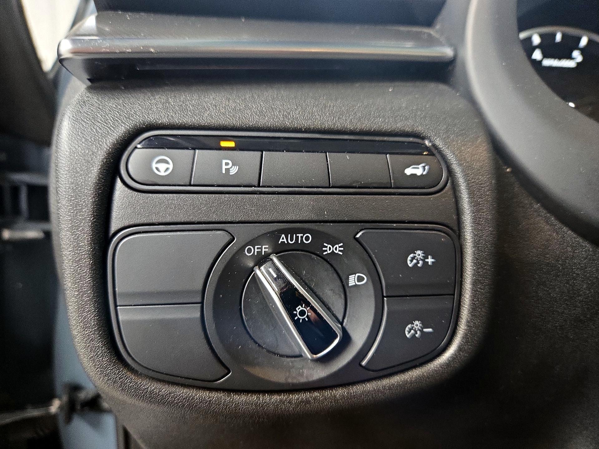 Thumbnail: 2024 INFINITI QX50 - 13