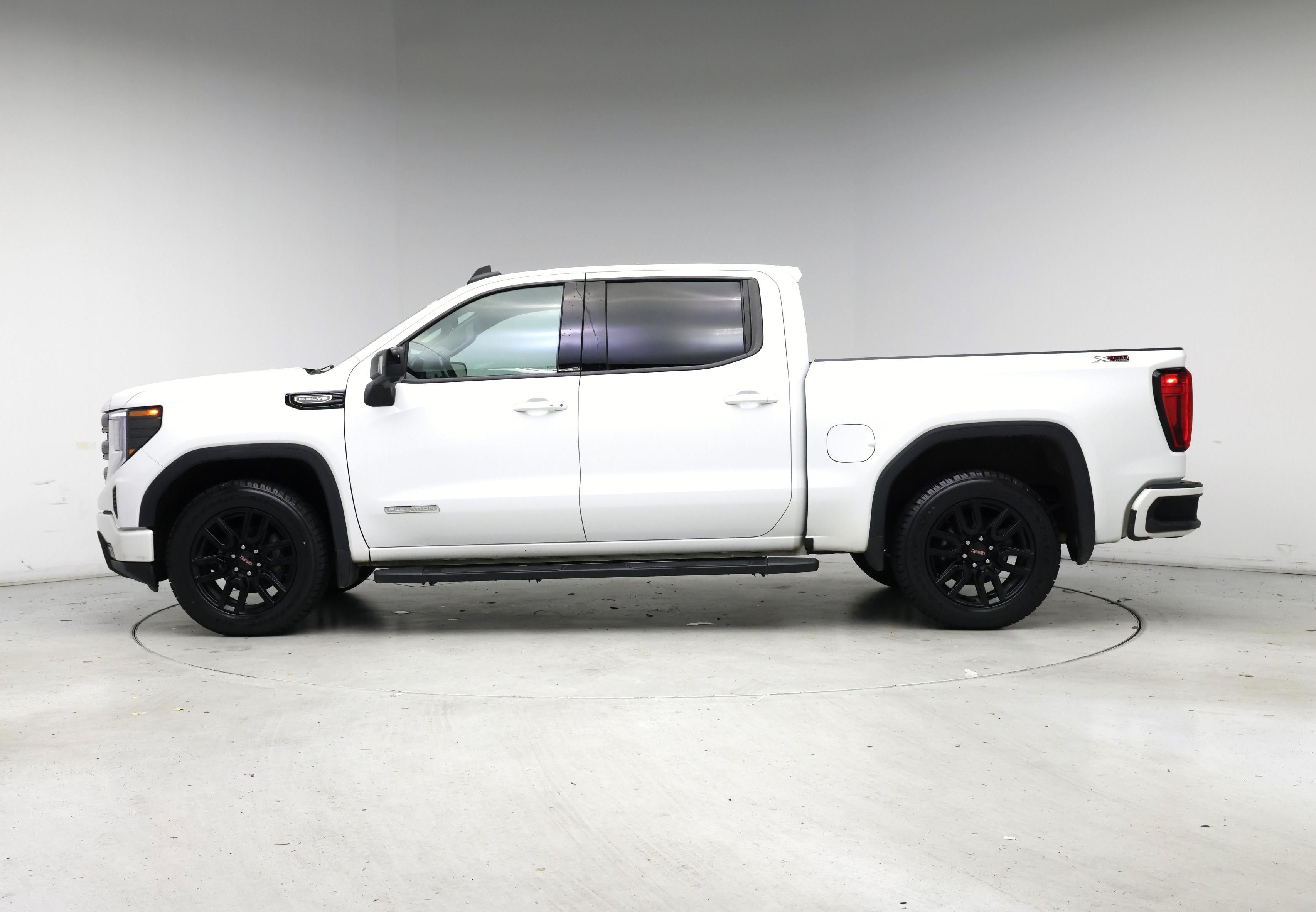 Thumbnail: 2022 GMC Sierra 1500 - 3