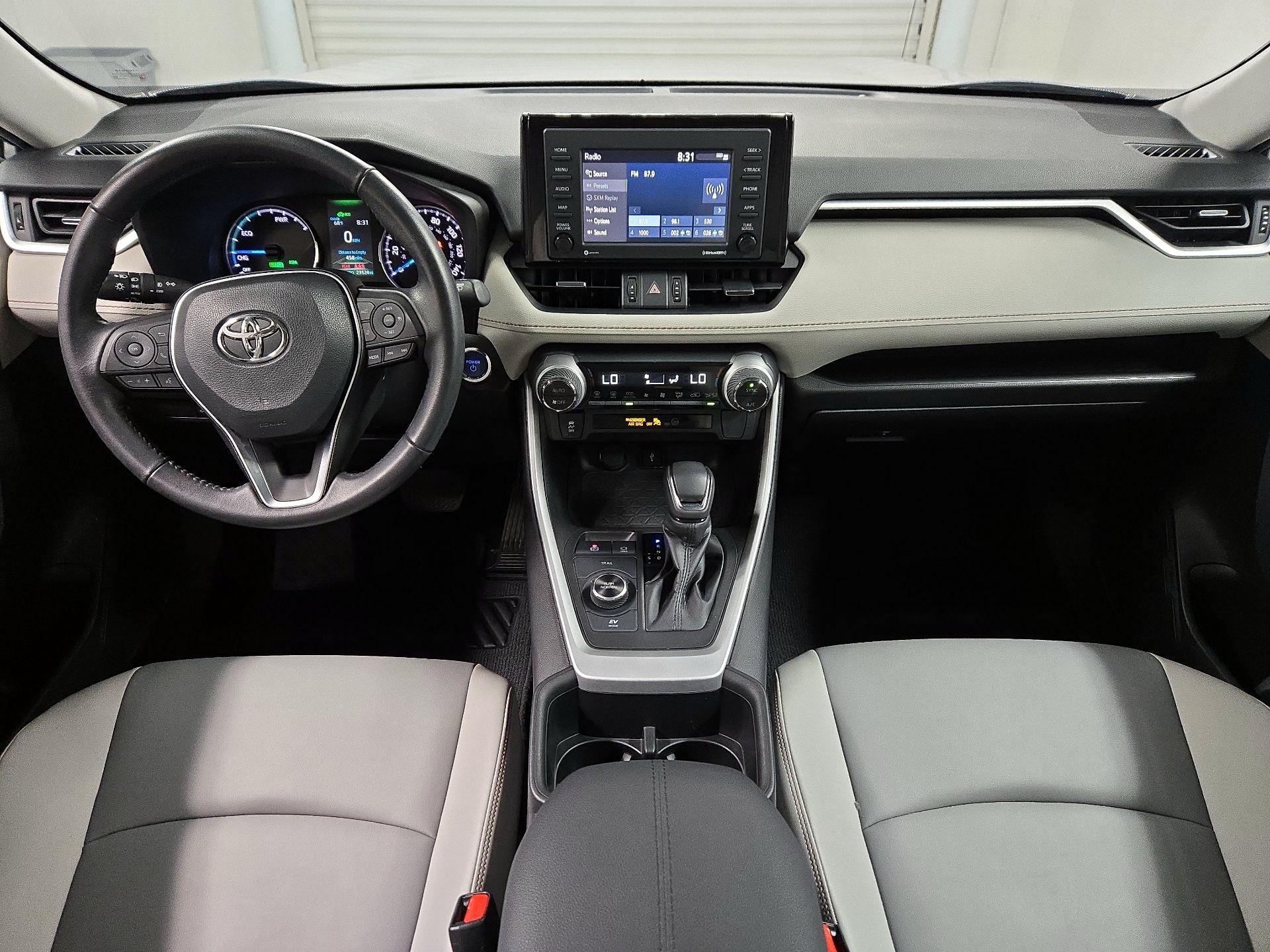 Thumbnail: 2022 Toyota RAV4 - 9