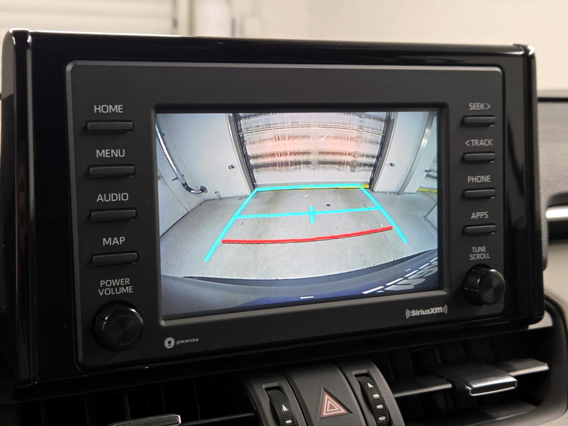 Thumbnail: 2022 Toyota RAV4 - 14