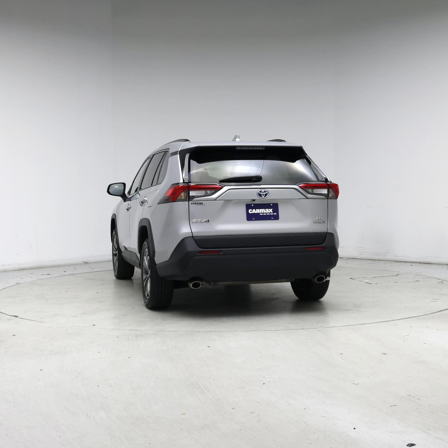 Thumbnail: 2022 Toyota RAV4 - 6