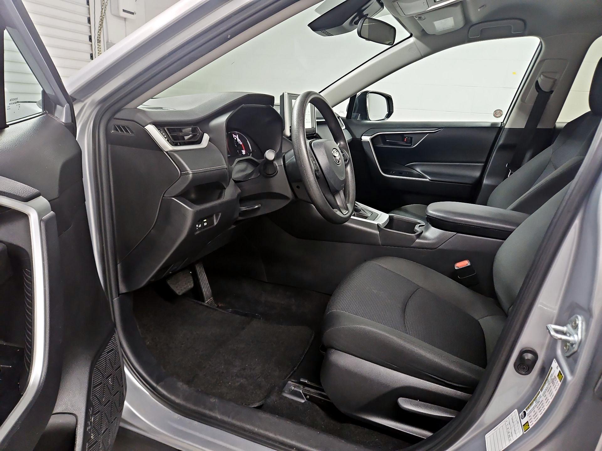 Thumbnail: 2024 Toyota RAV4 - 11