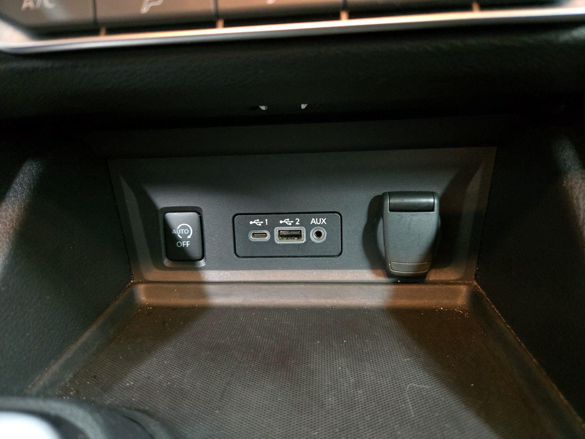 Thumbnail: 2024 Nissan Sentra - 18