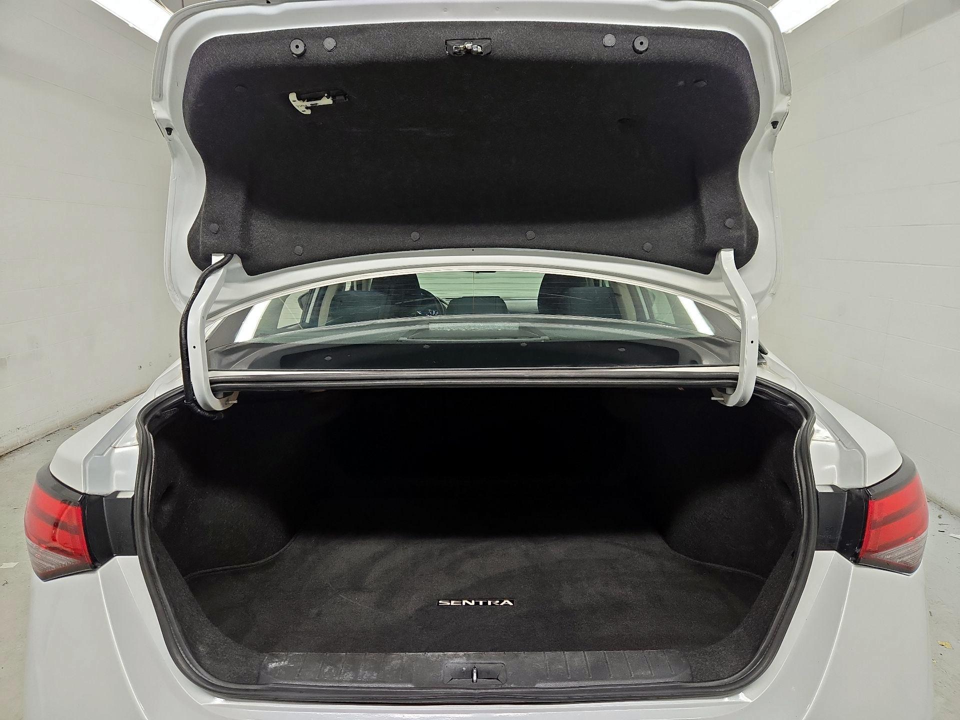 Thumbnail: 2024 Nissan Sentra - 20