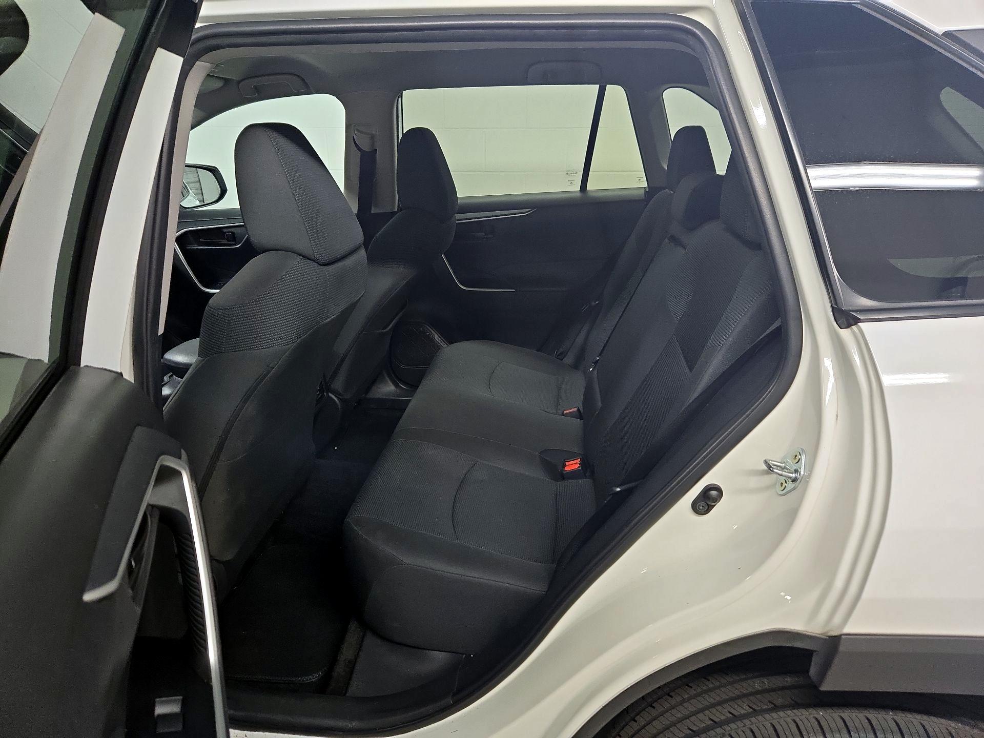 Thumbnail: 2024 Toyota RAV4 - 19