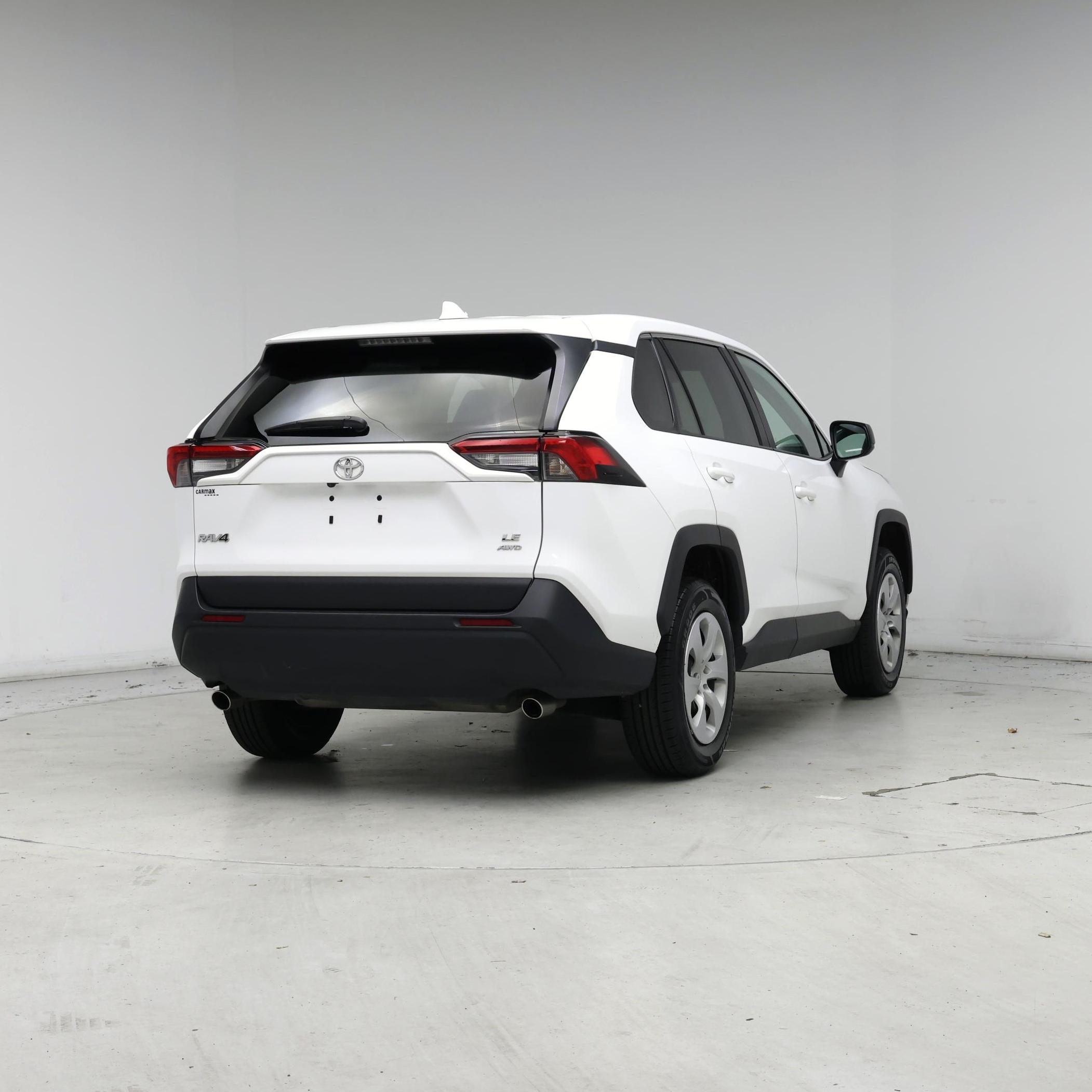 Thumbnail: 2024 Toyota RAV4 - 8