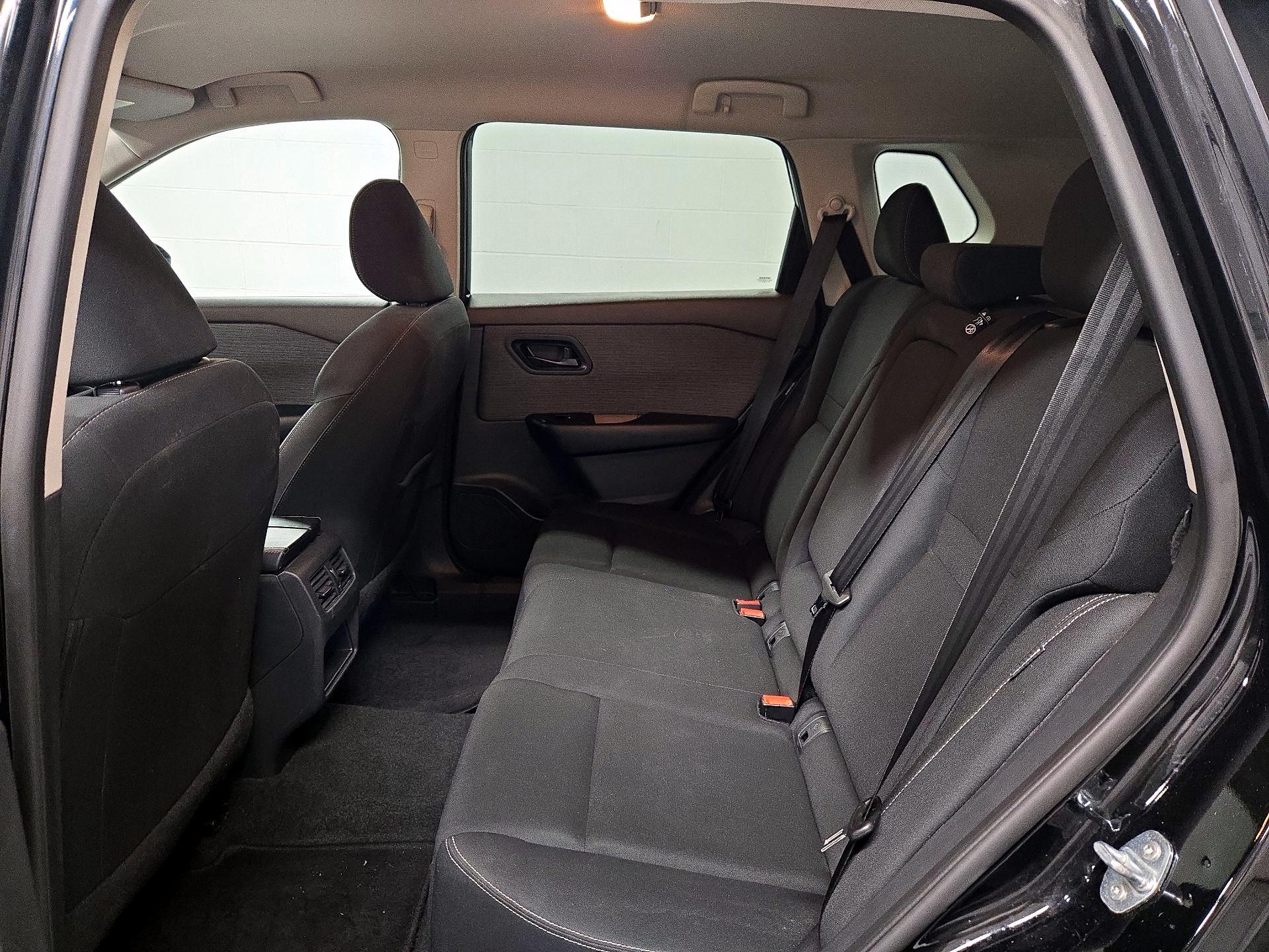 Thumbnail: 2023 Nissan Rogue - 19