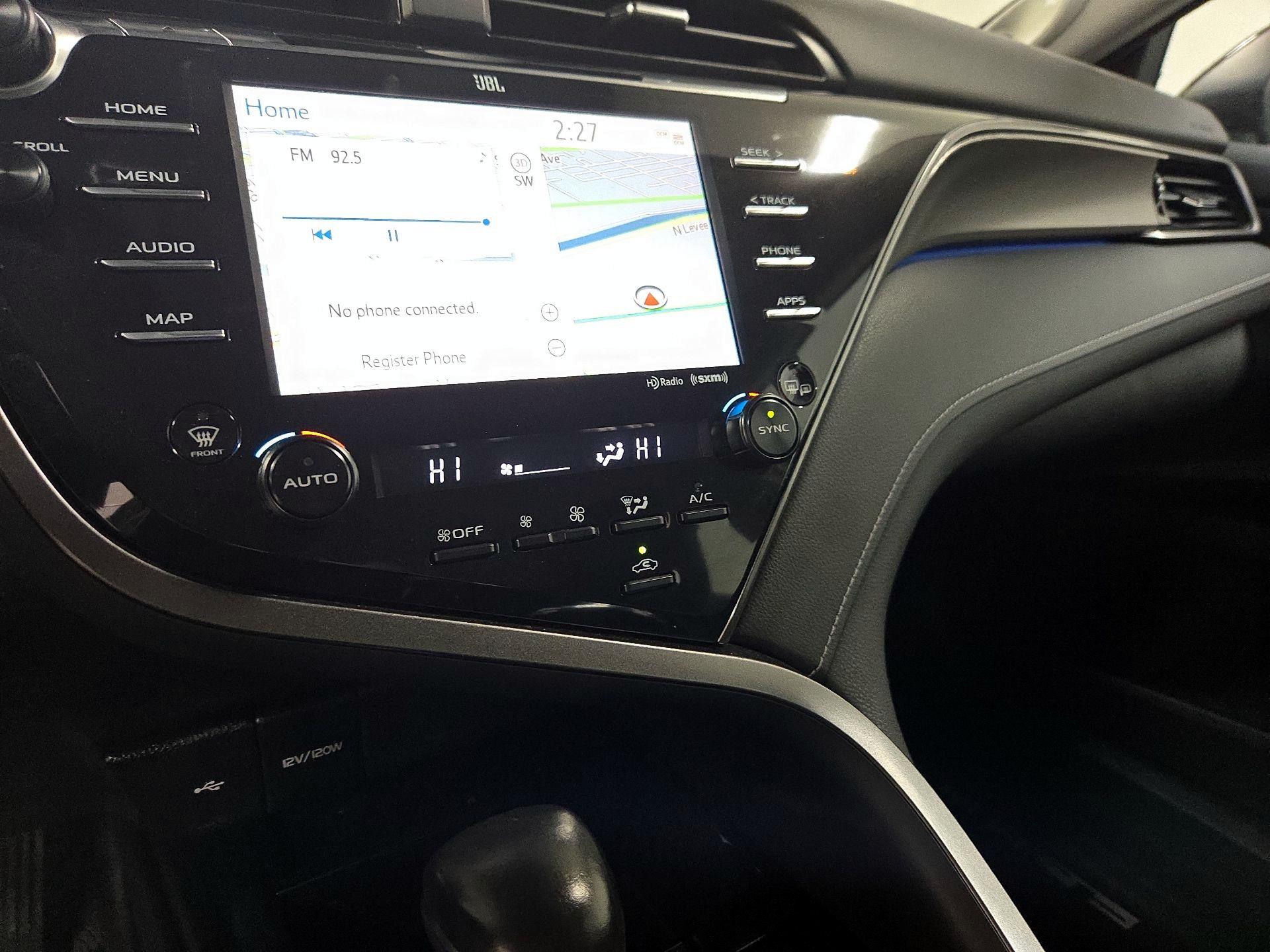 Thumbnail: 2020 Toyota Camry - 17