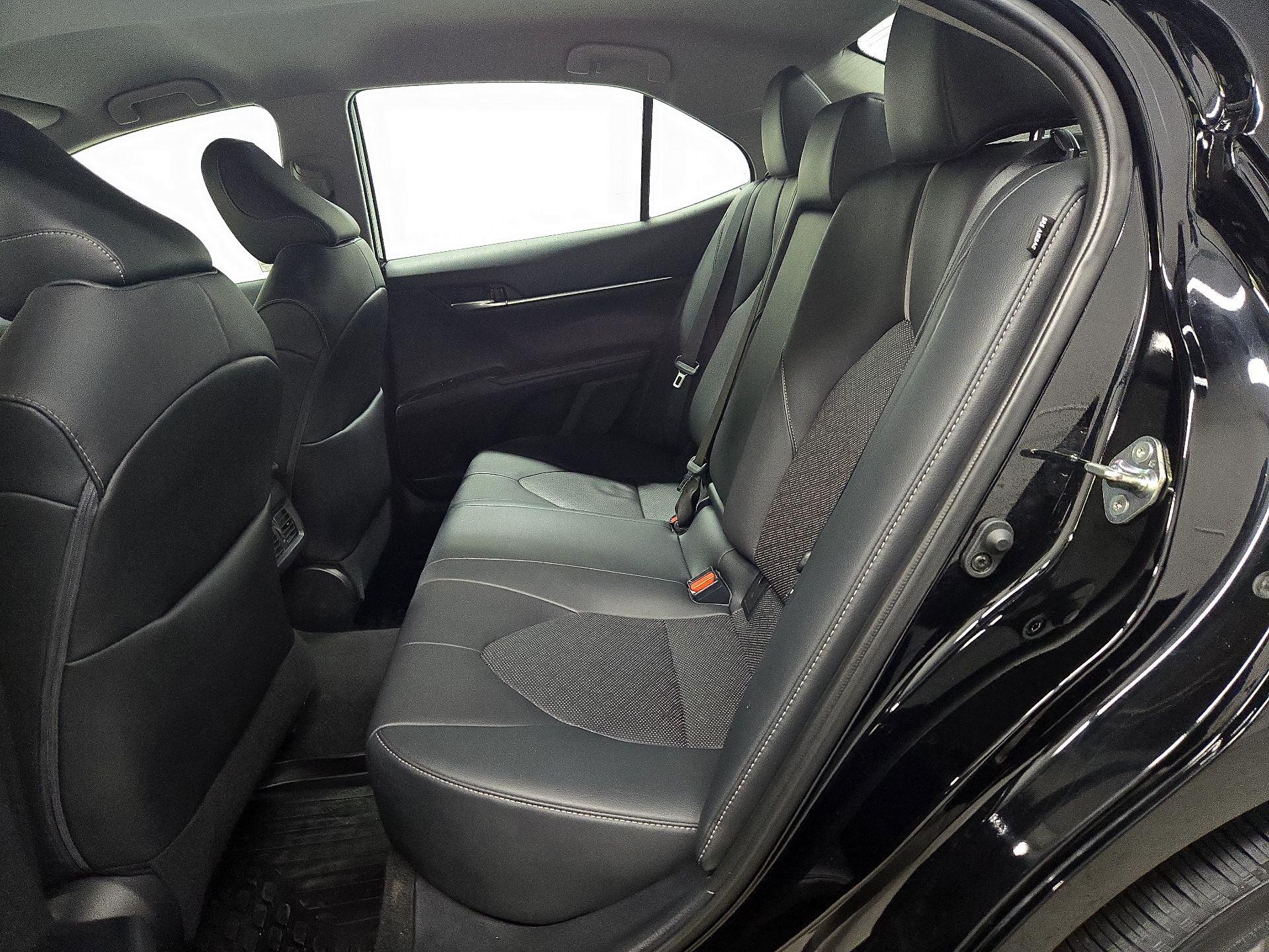 Thumbnail: 2020 Toyota Camry - 20