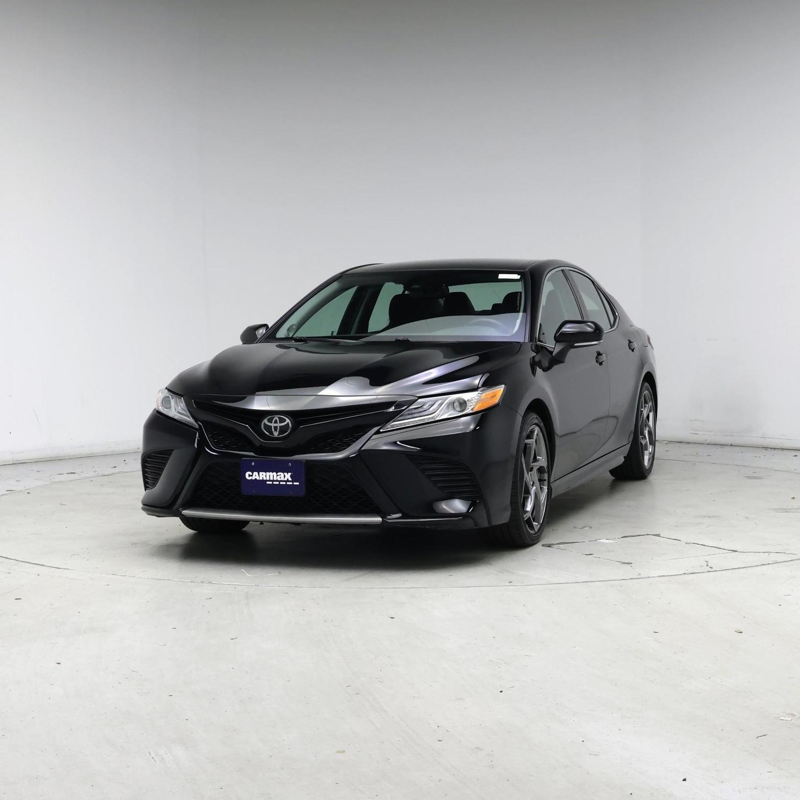 Thumbnail: 2020 Toyota Camry - 4