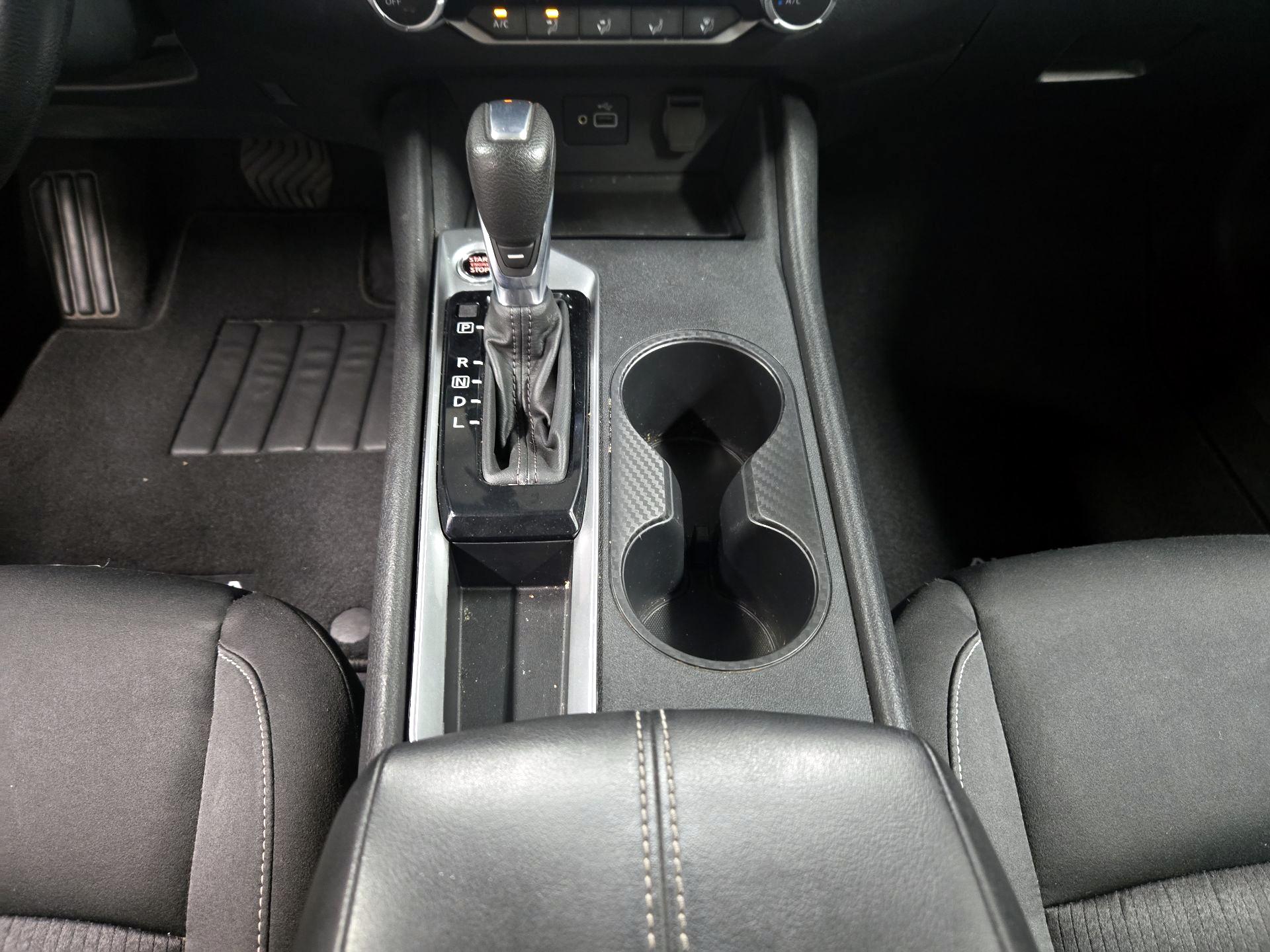 Thumbnail: 2022 Nissan Altima - 17