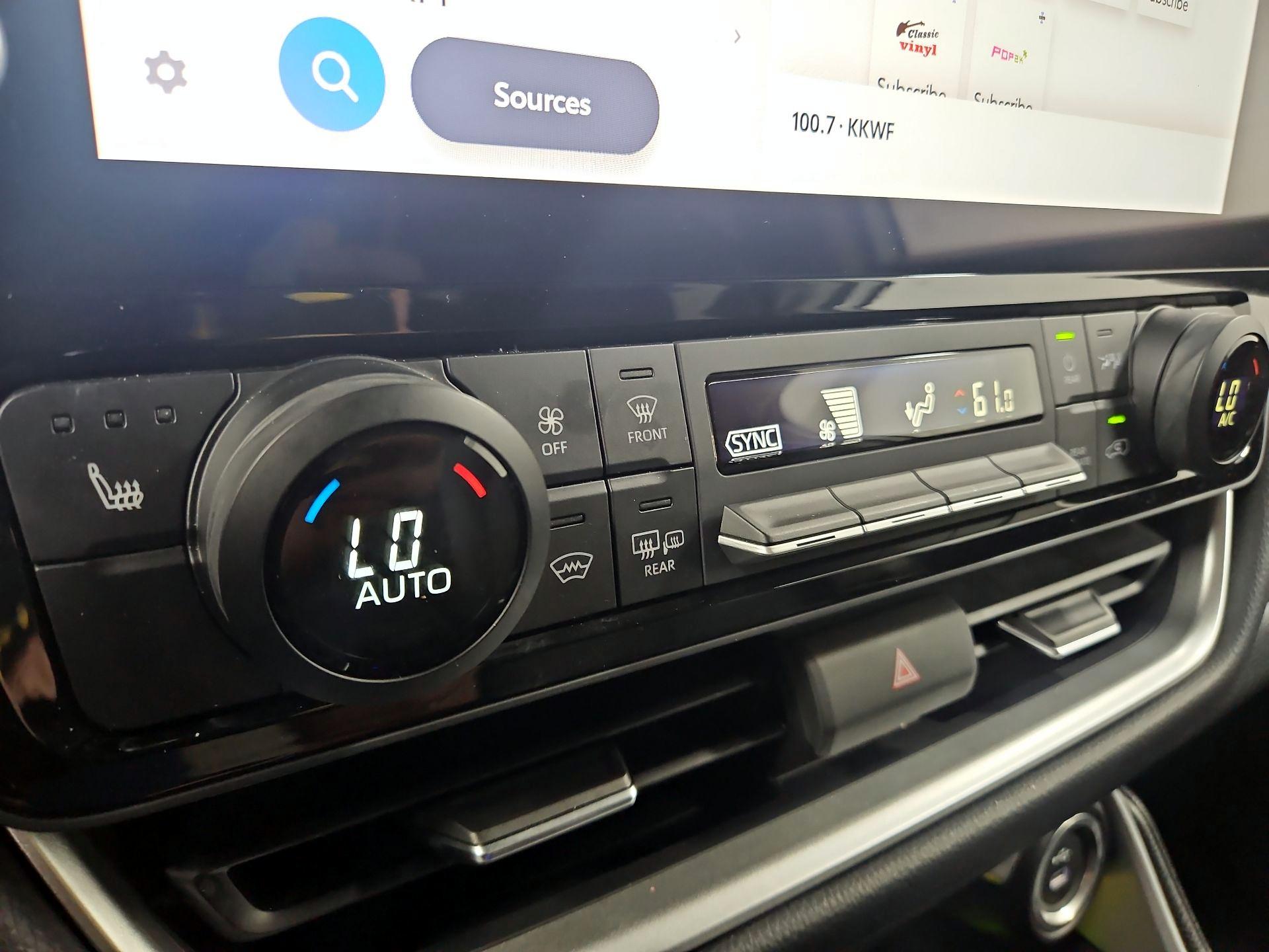 Thumbnail: 2025 Toyota Grand Highlander - 16