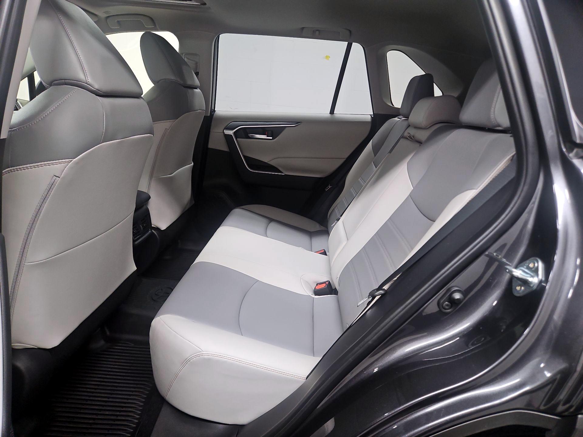 Thumbnail: 2025 Toyota RAV4 - 20