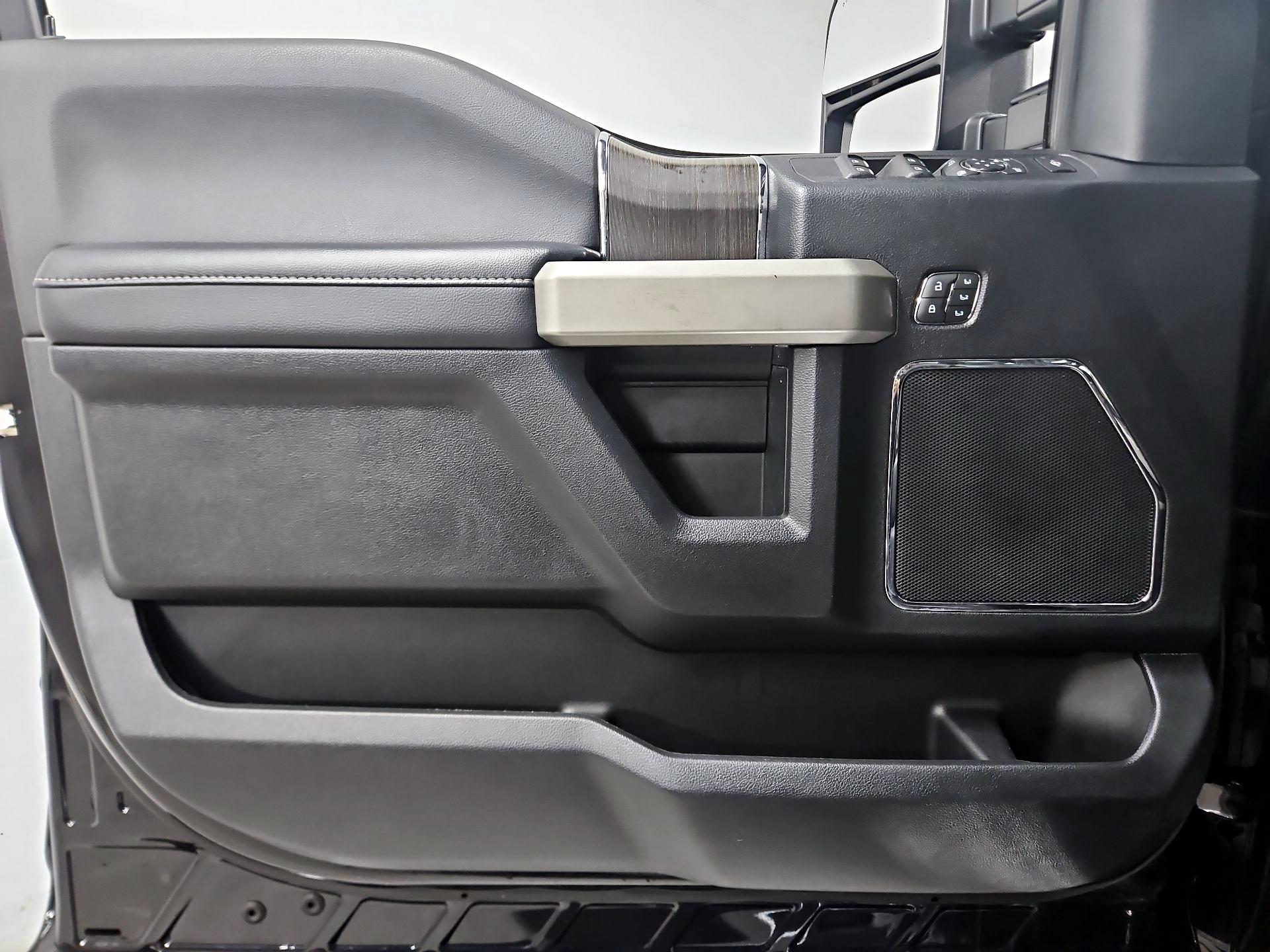 Thumbnail: 2020 Ford F-350 - 12