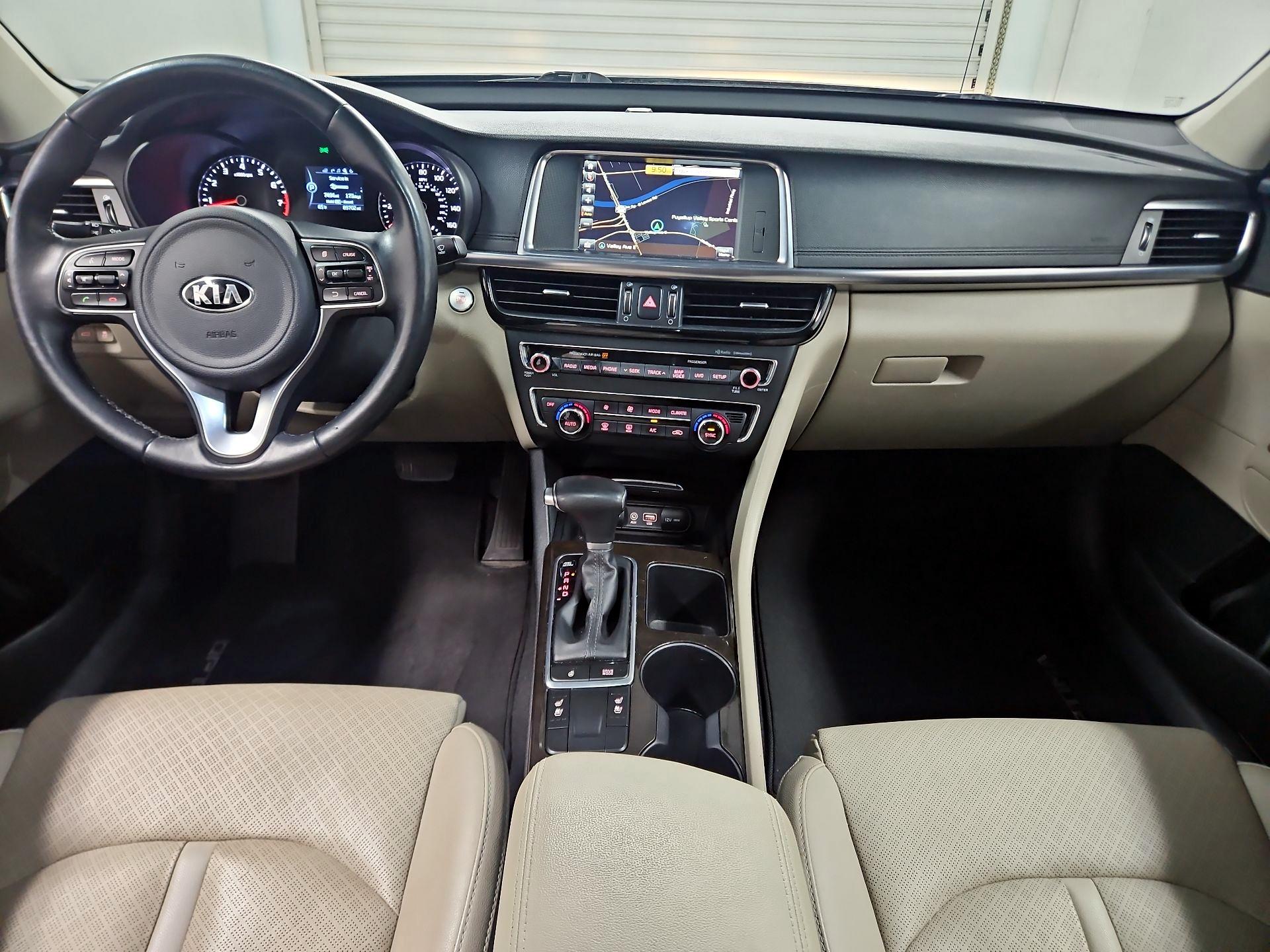 Thumbnail: 2017 Kia Optima - 9