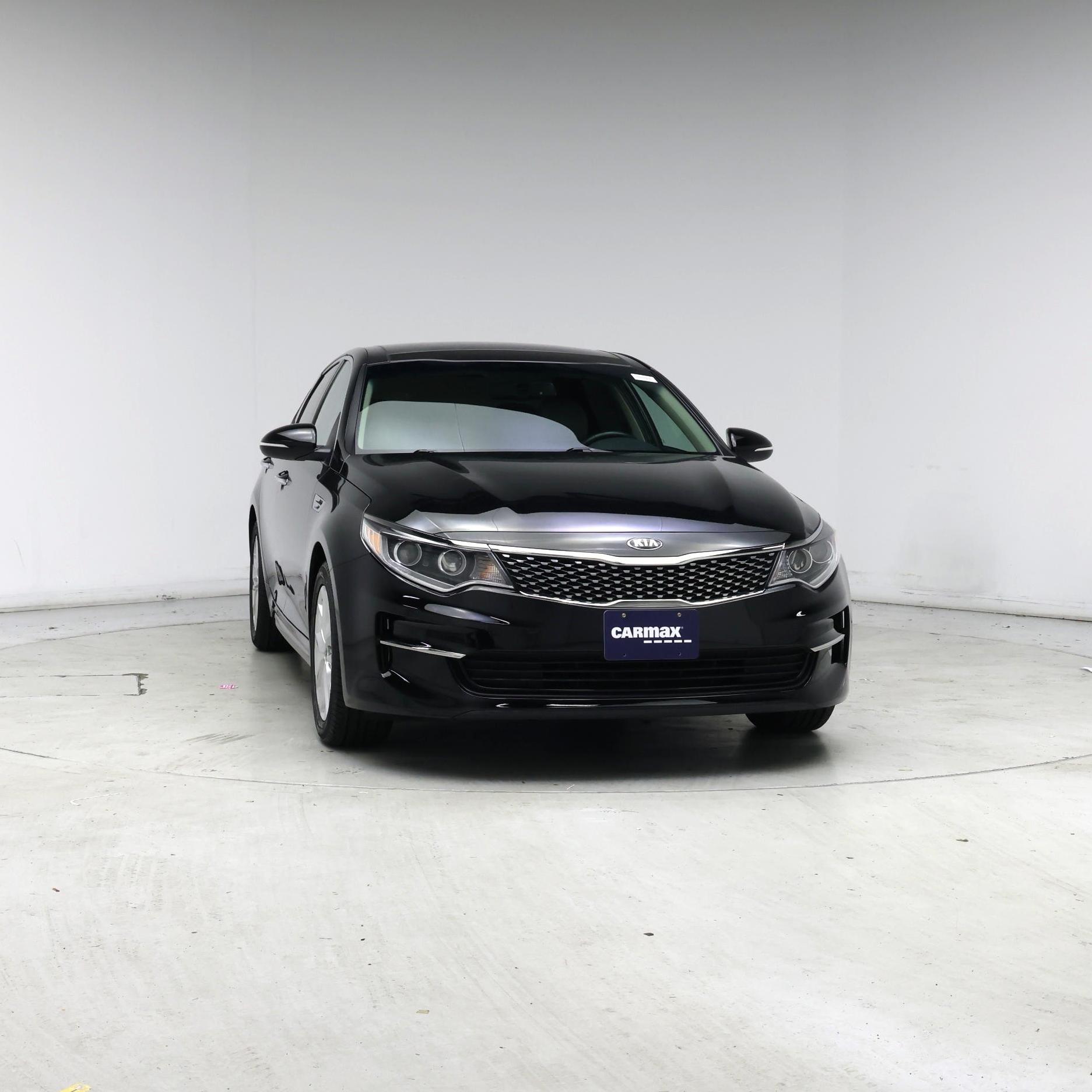 Thumbnail: 2017 Kia Optima - 5