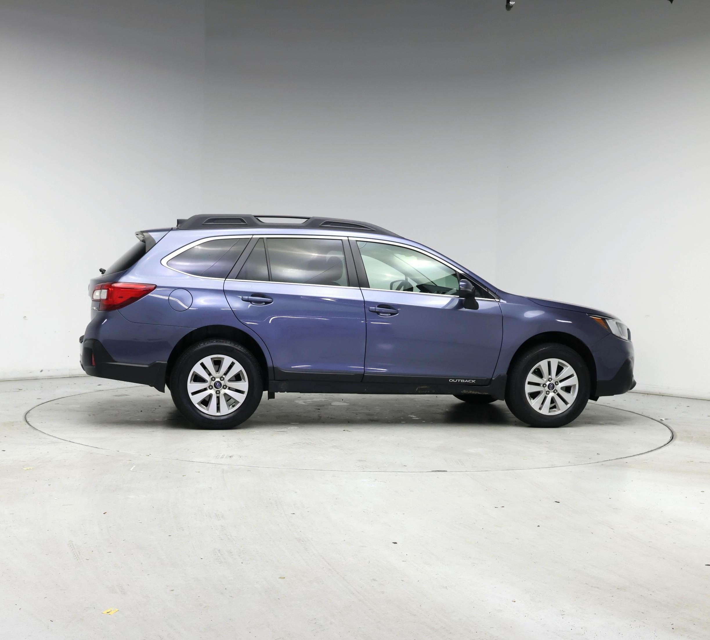 Thumbnail: 2018 Subaru Outback - 7