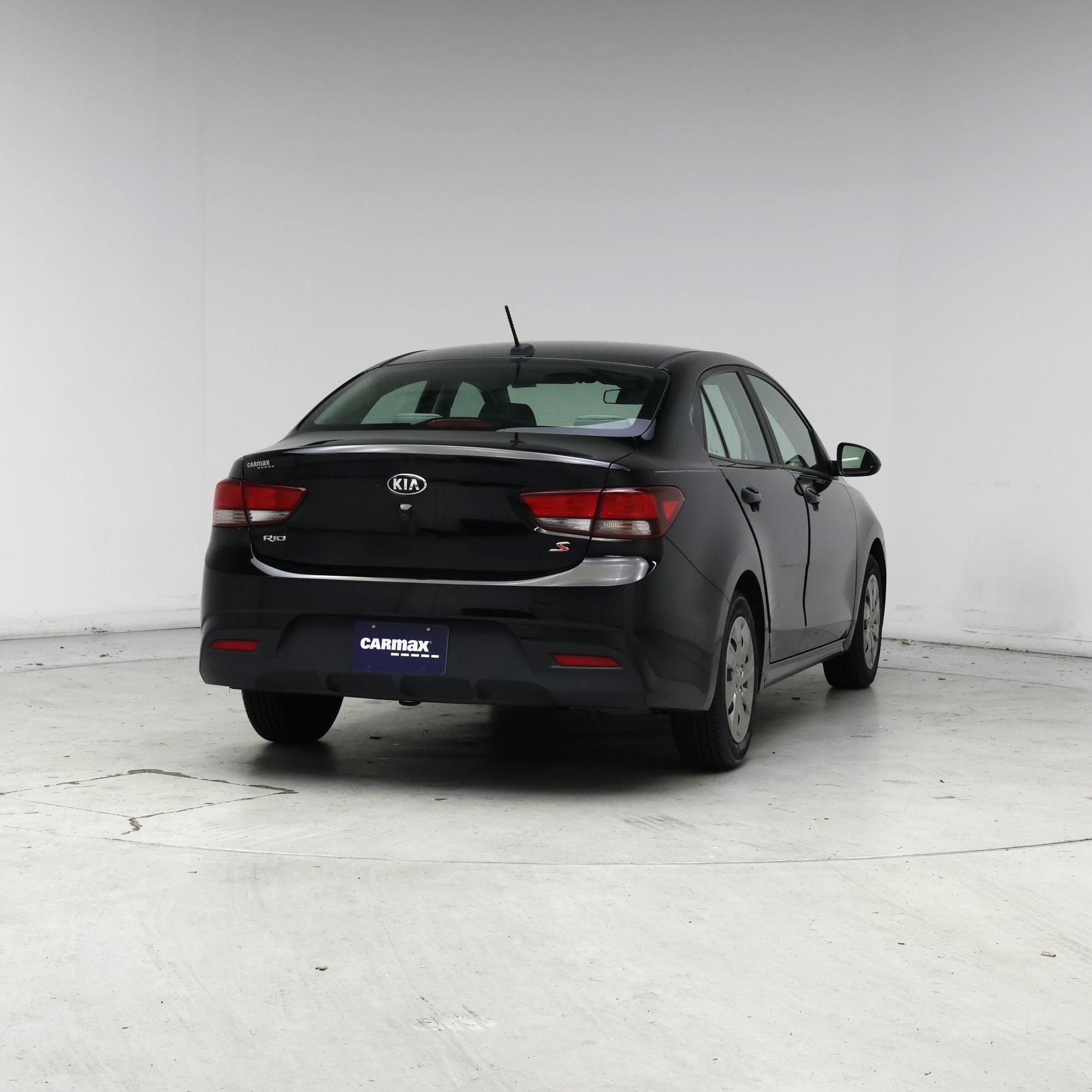 Thumbnail: 2019 Kia Rio - 8