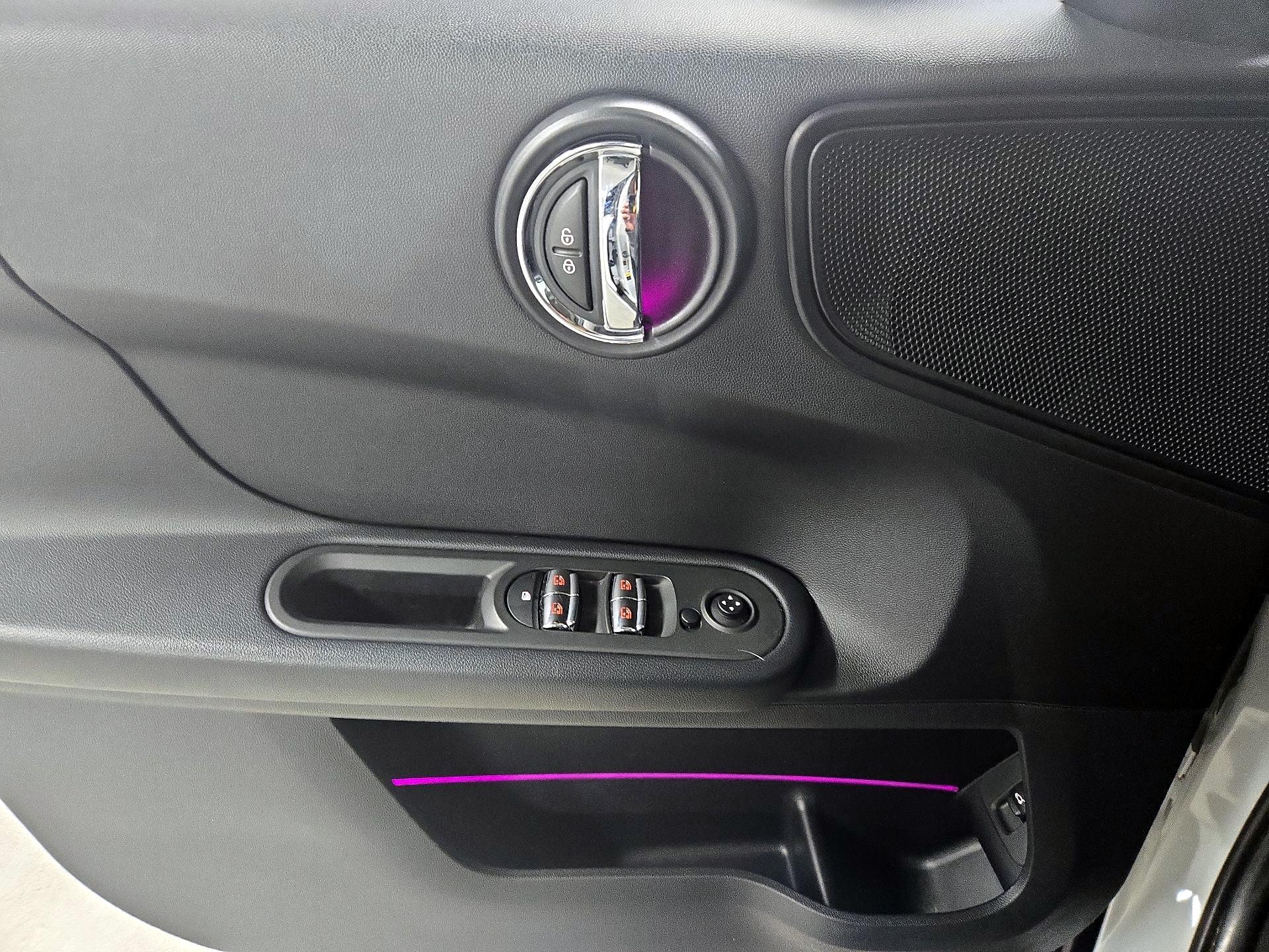 Thumbnail: 2019 MINI Cooper Countryman - 12