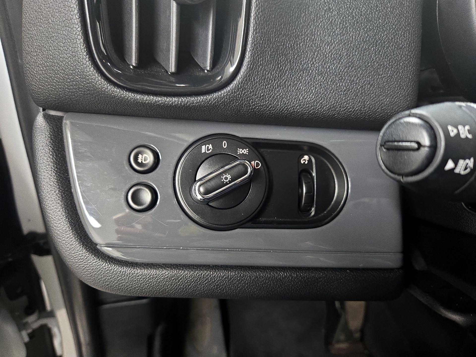 Thumbnail: 2019 MINI Cooper Countryman - 13