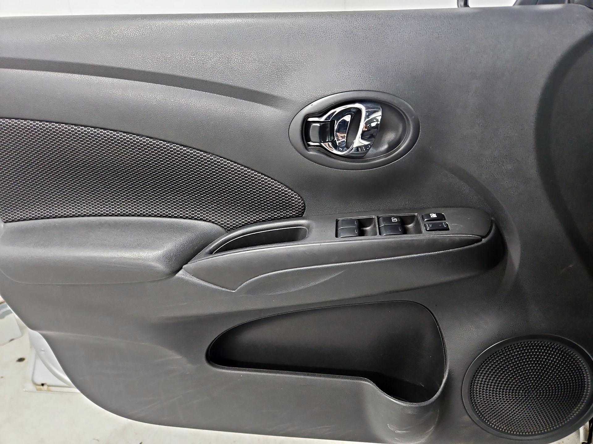 Thumbnail: 2018 Nissan Versa - 12