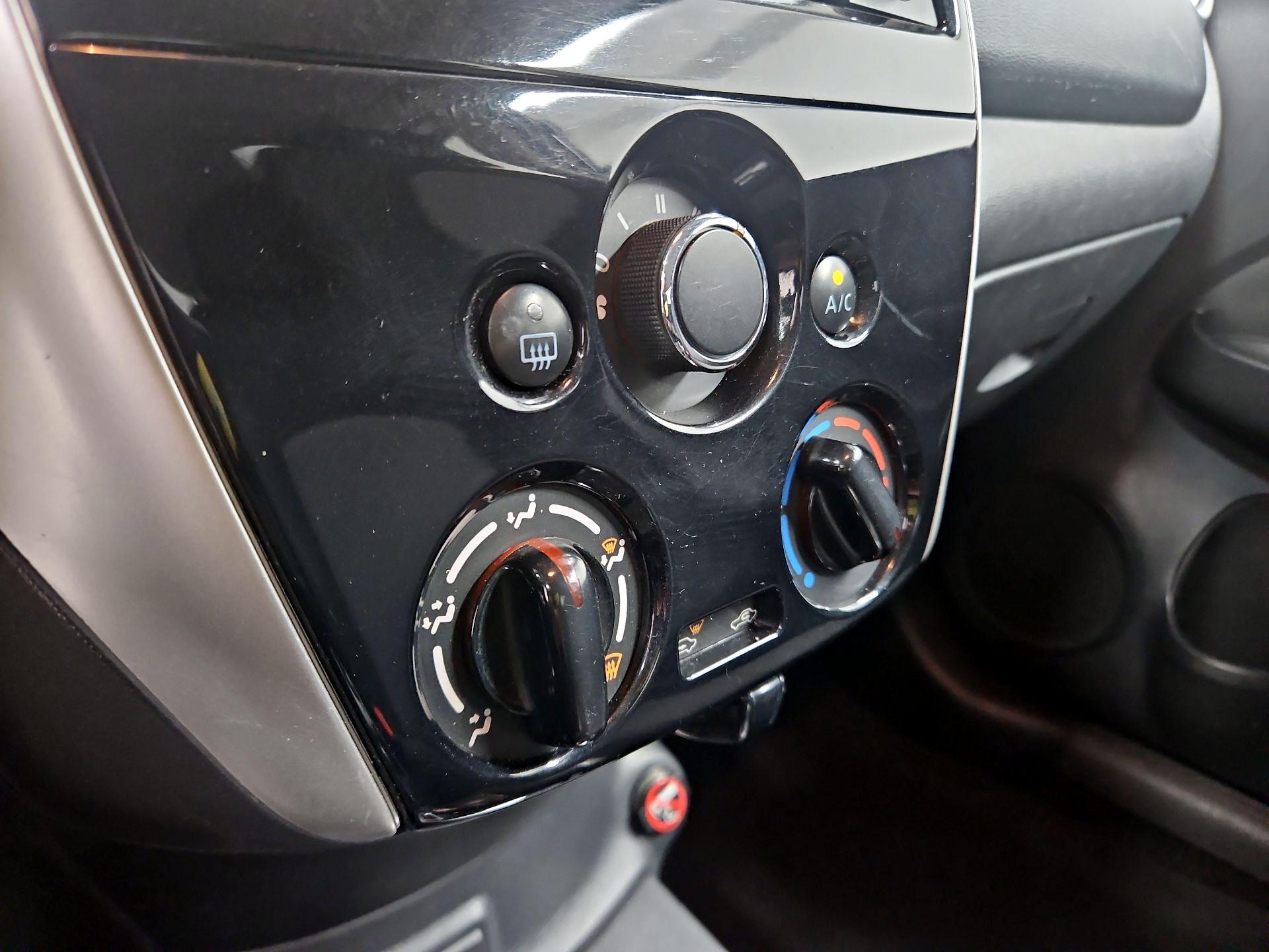 Thumbnail: 2018 Nissan Versa - 16