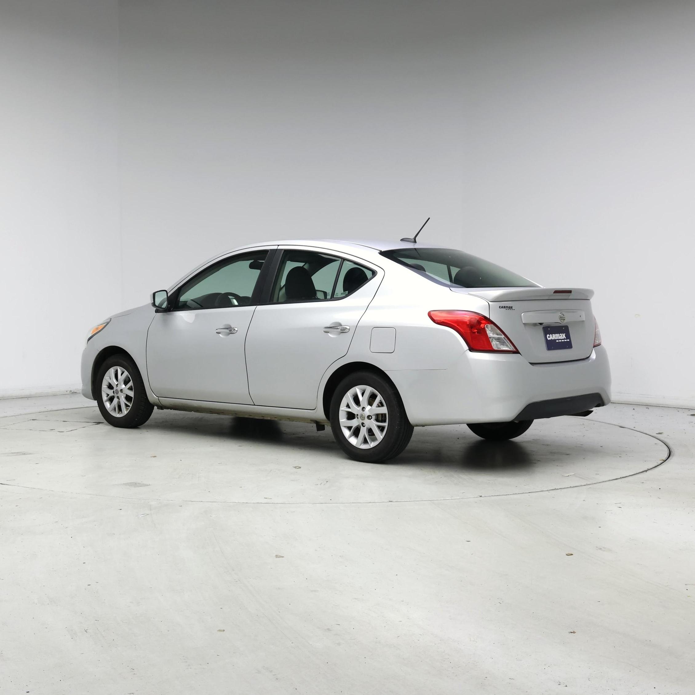 Thumbnail: 2018 Nissan Versa - 2