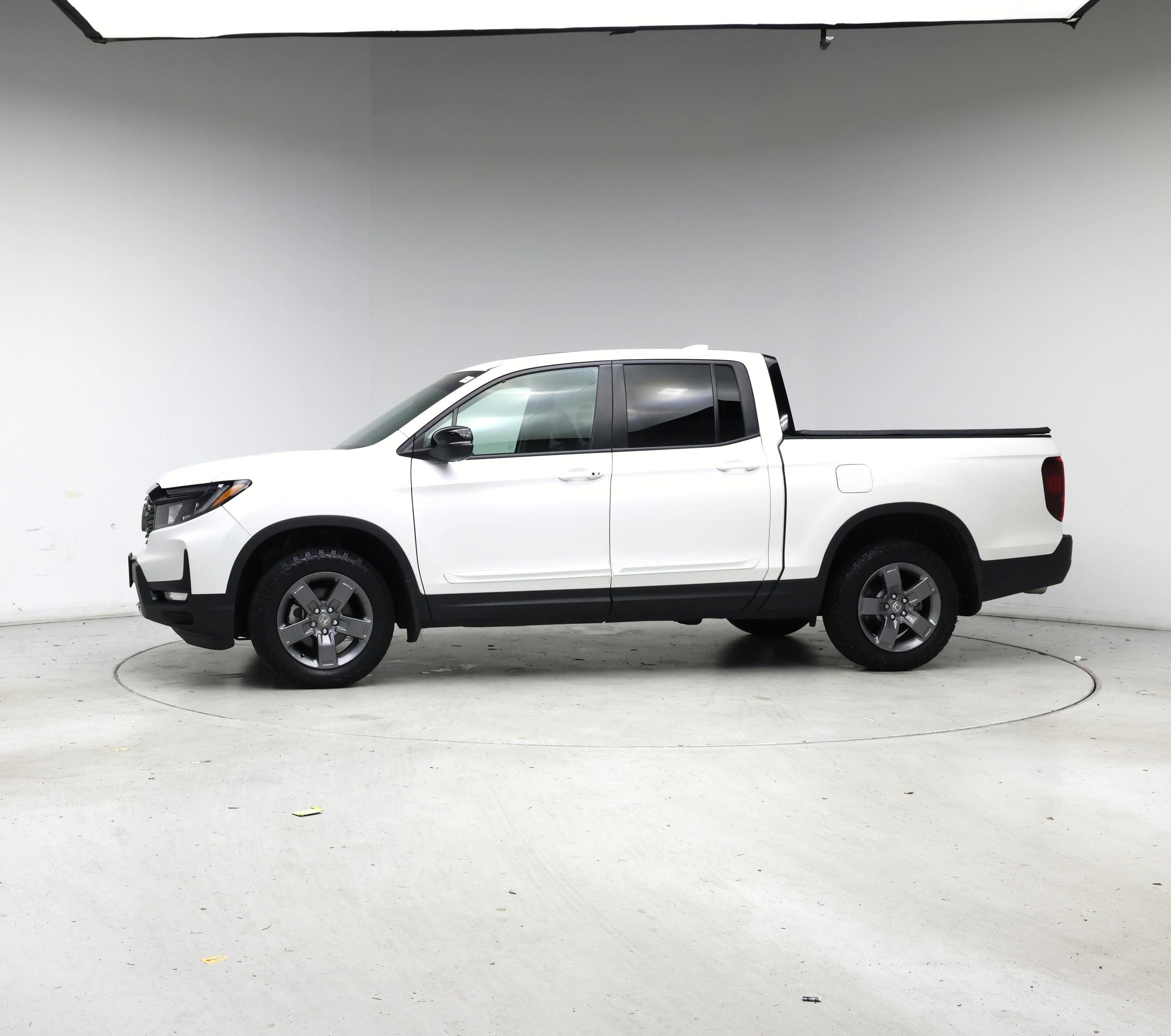 Thumbnail: 2024 Honda Ridgeline - 3