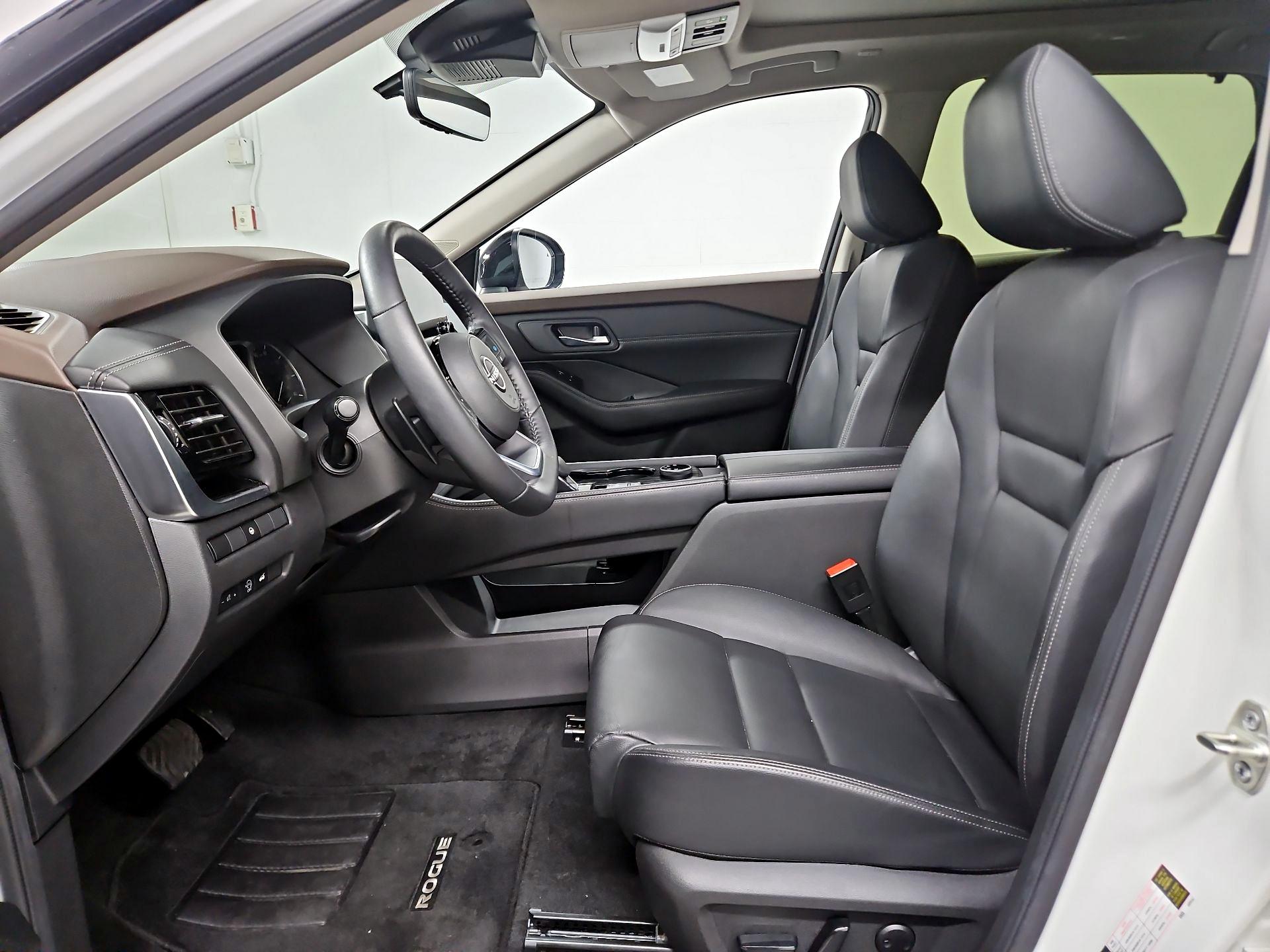 Thumbnail: 2023 Nissan Rogue - 11