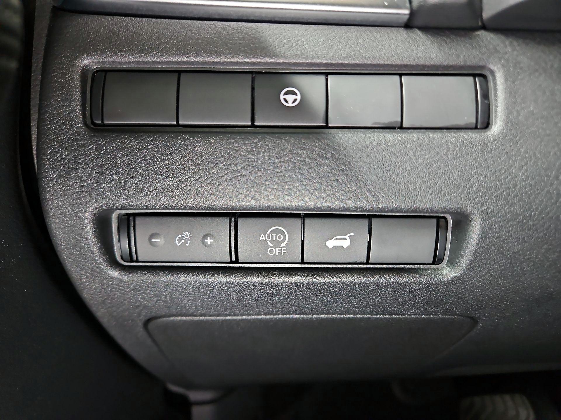 Thumbnail: 2023 Nissan Rogue - 13